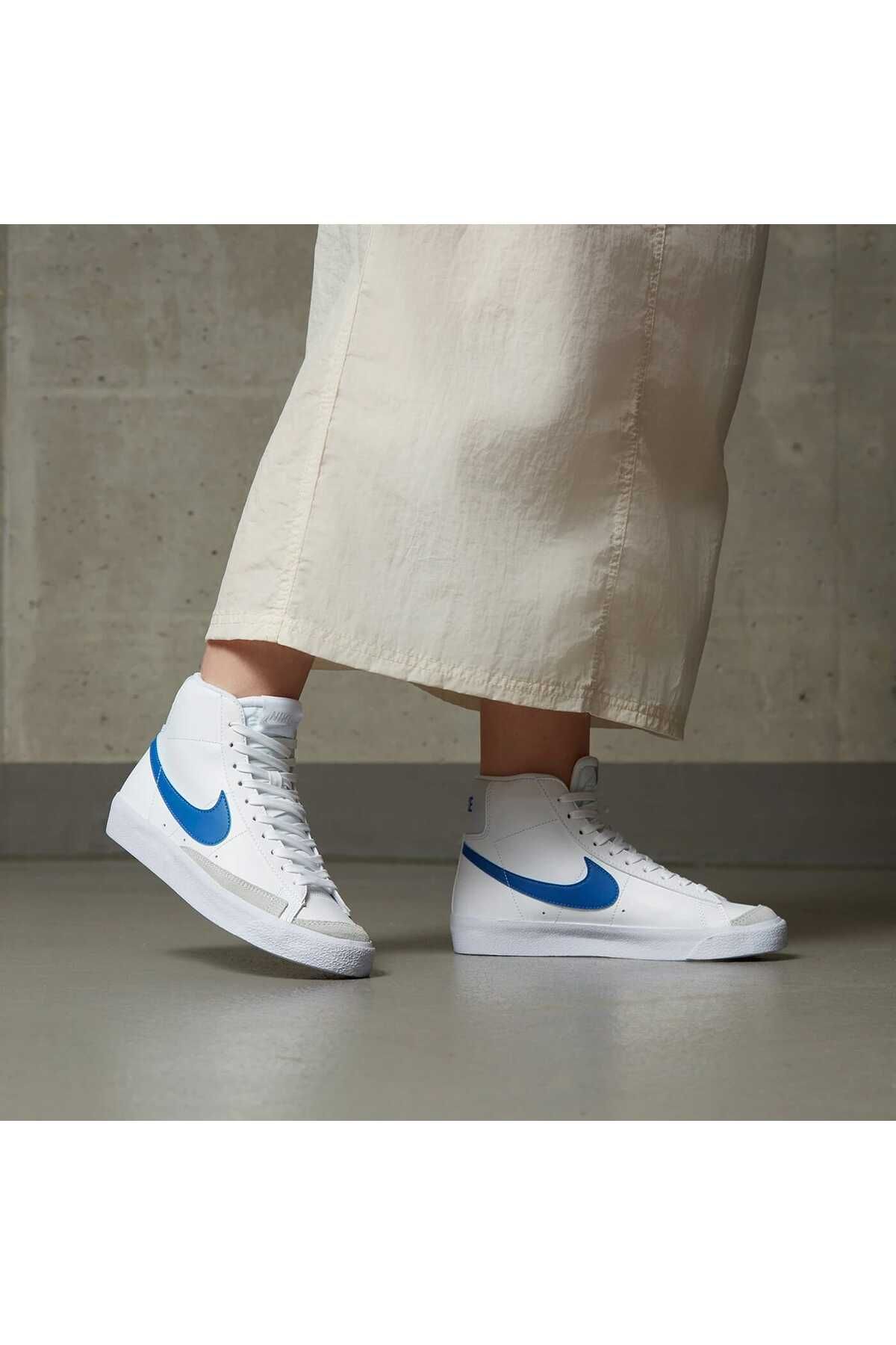 Nike shop store pim