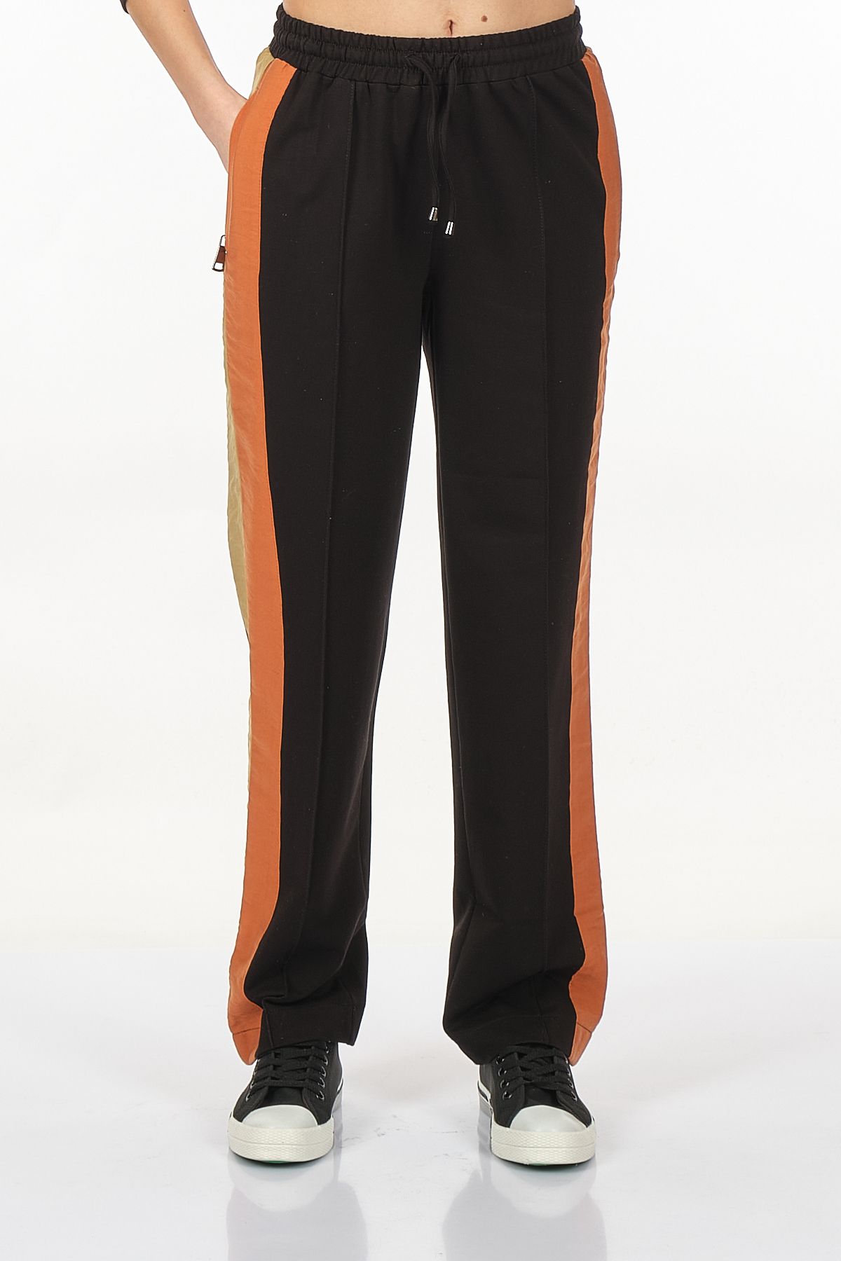 Unique sweatpants store