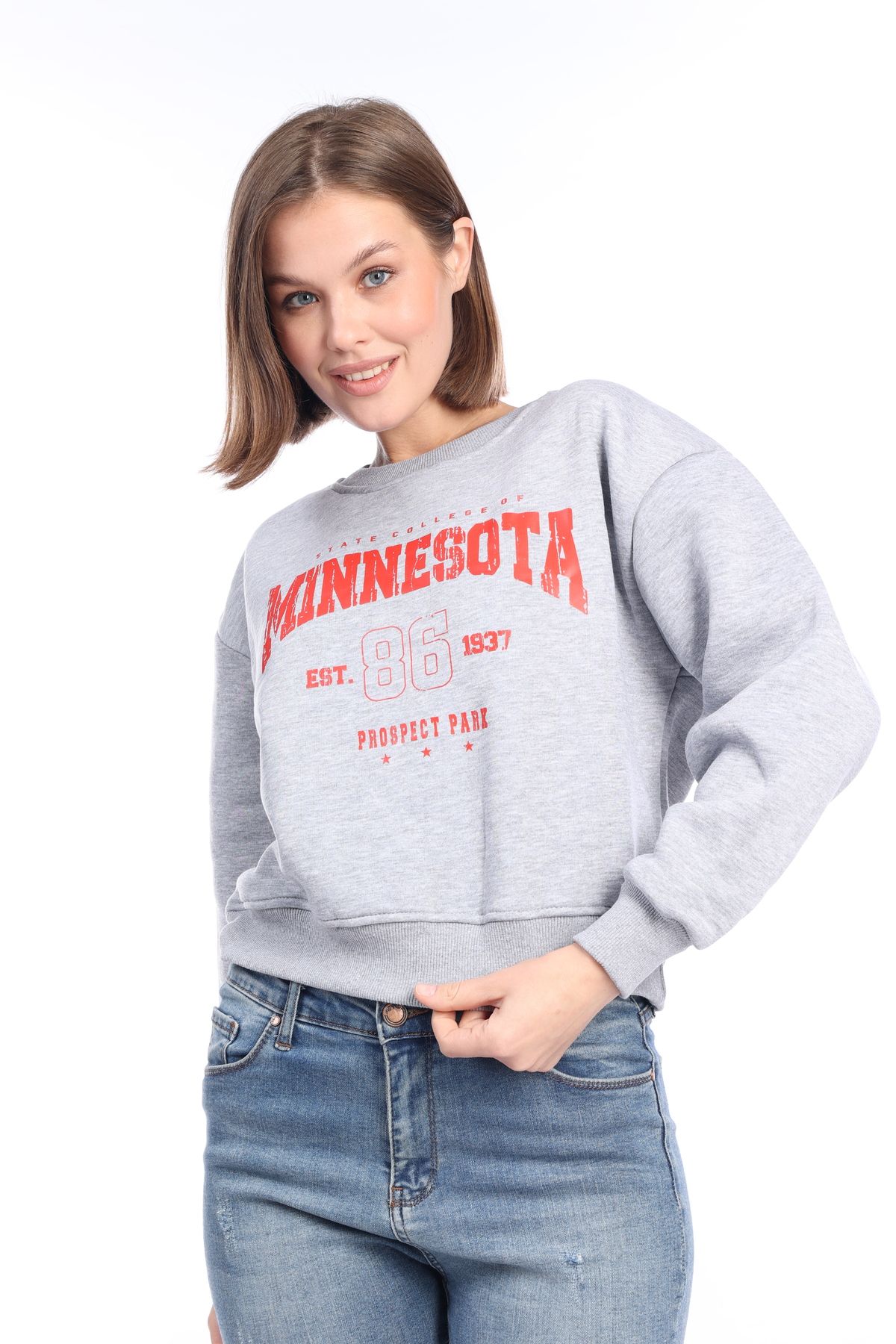 Tight Lady Sweatshirt Gray Regular fit Trendyol