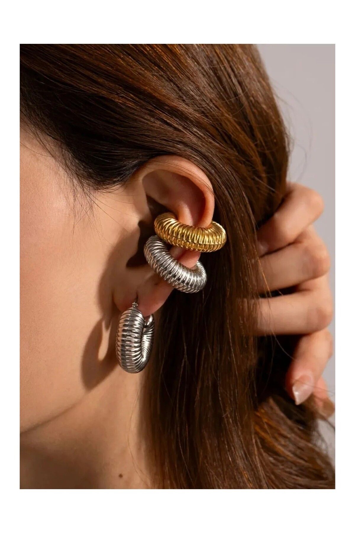 Plastic outlet ear cuff