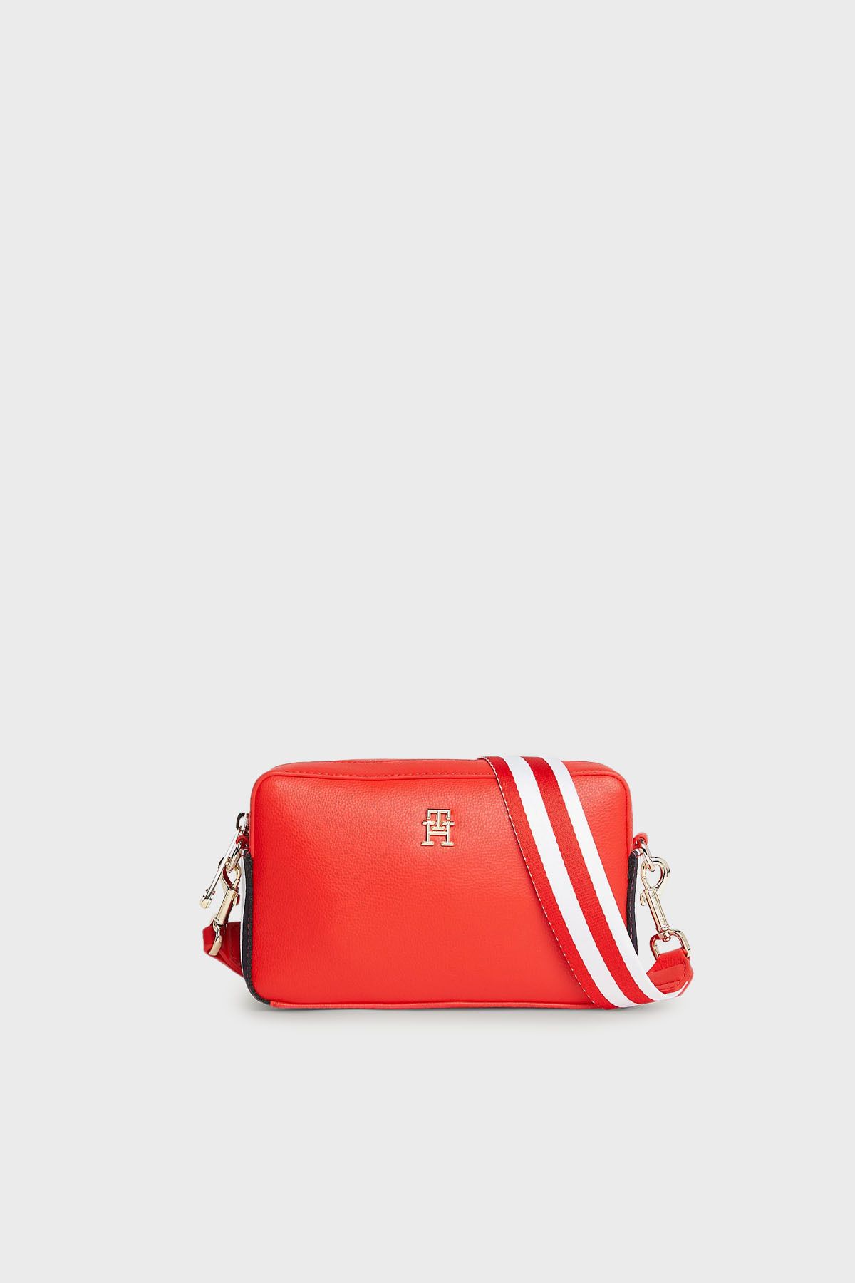 Tommy hilfiger purse cheap red