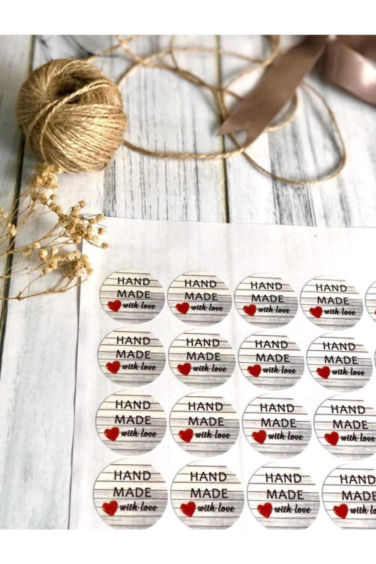 guncelevents Ahşap Görünümlü Yuvarlak Sticker Hediyelik Ürün Etiketi Hand Made With Love 4 Cm 30 Adet