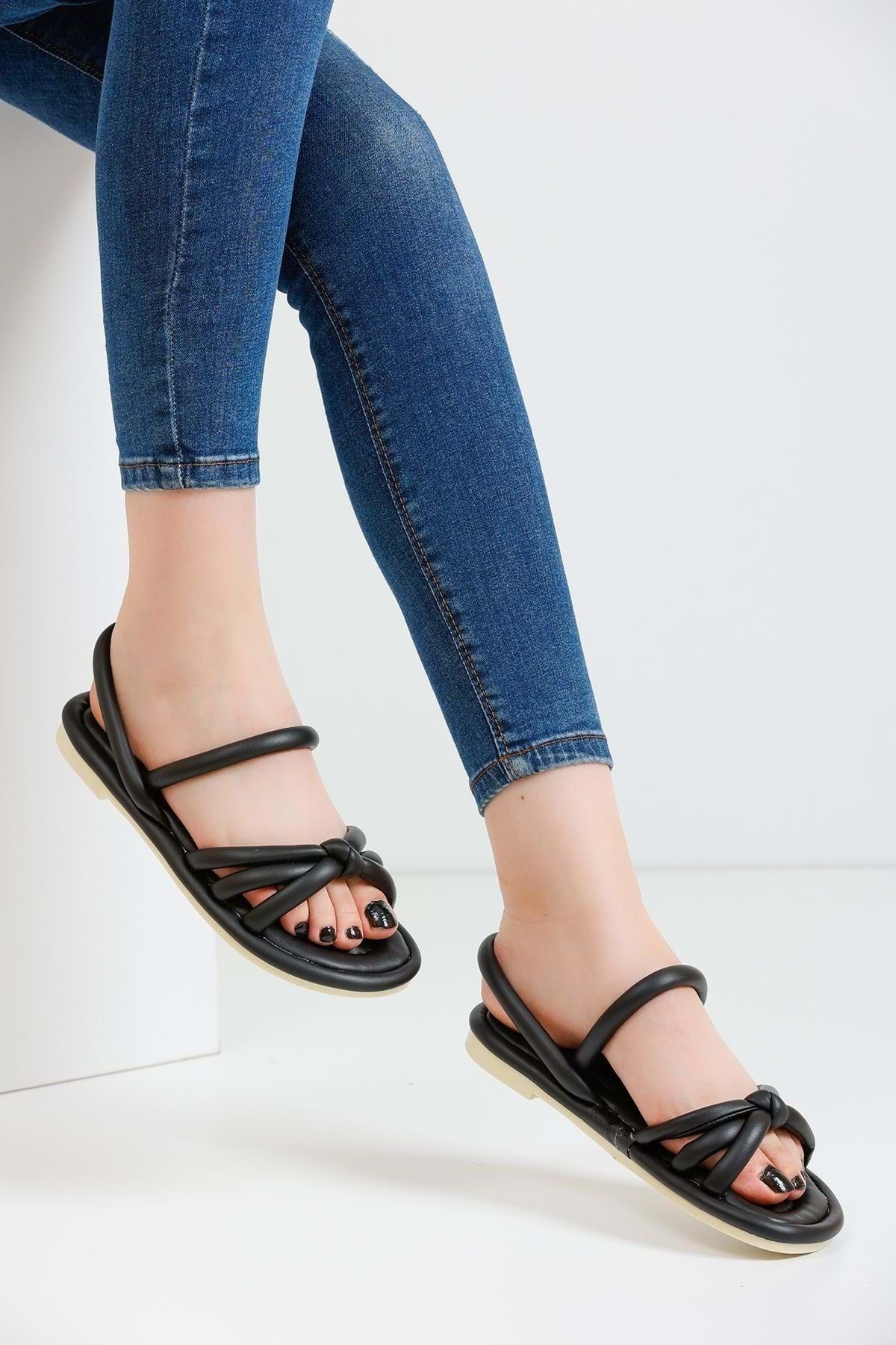 Devida Women s Flexible Sole Sandals Black Trendyol