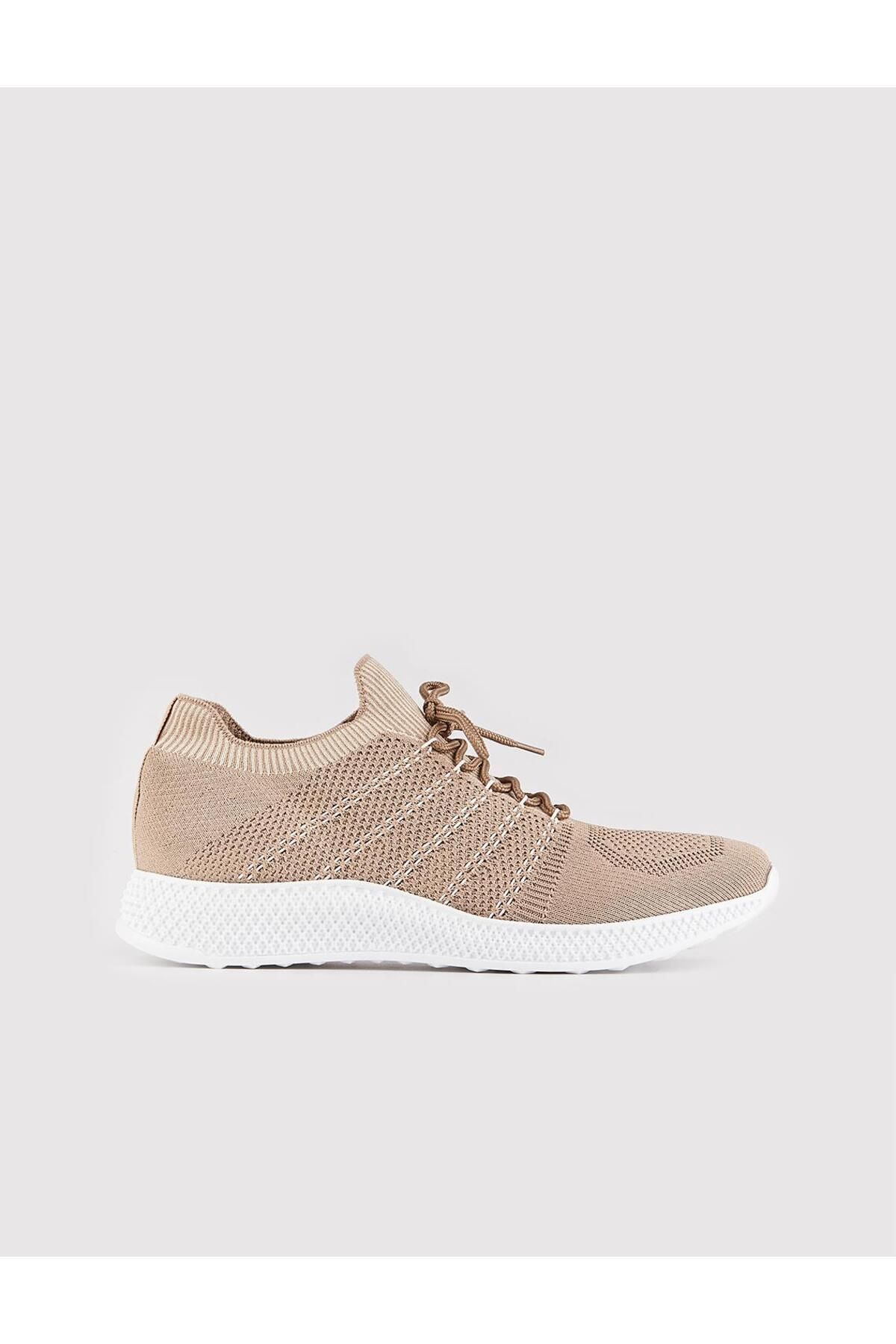 Women's air zoom mariah fk racer knit lace up sneakers sales