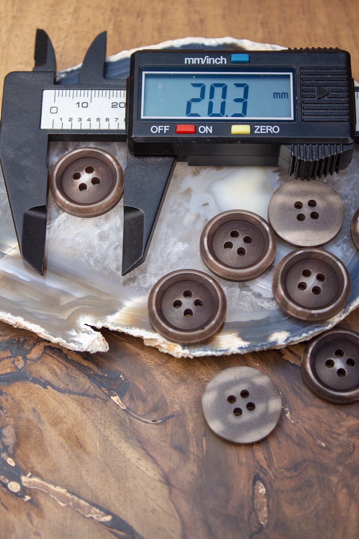 BUTTONHOUSE 25 Adet Gömek Ve Ceket Düğmesi 20,3 Mm