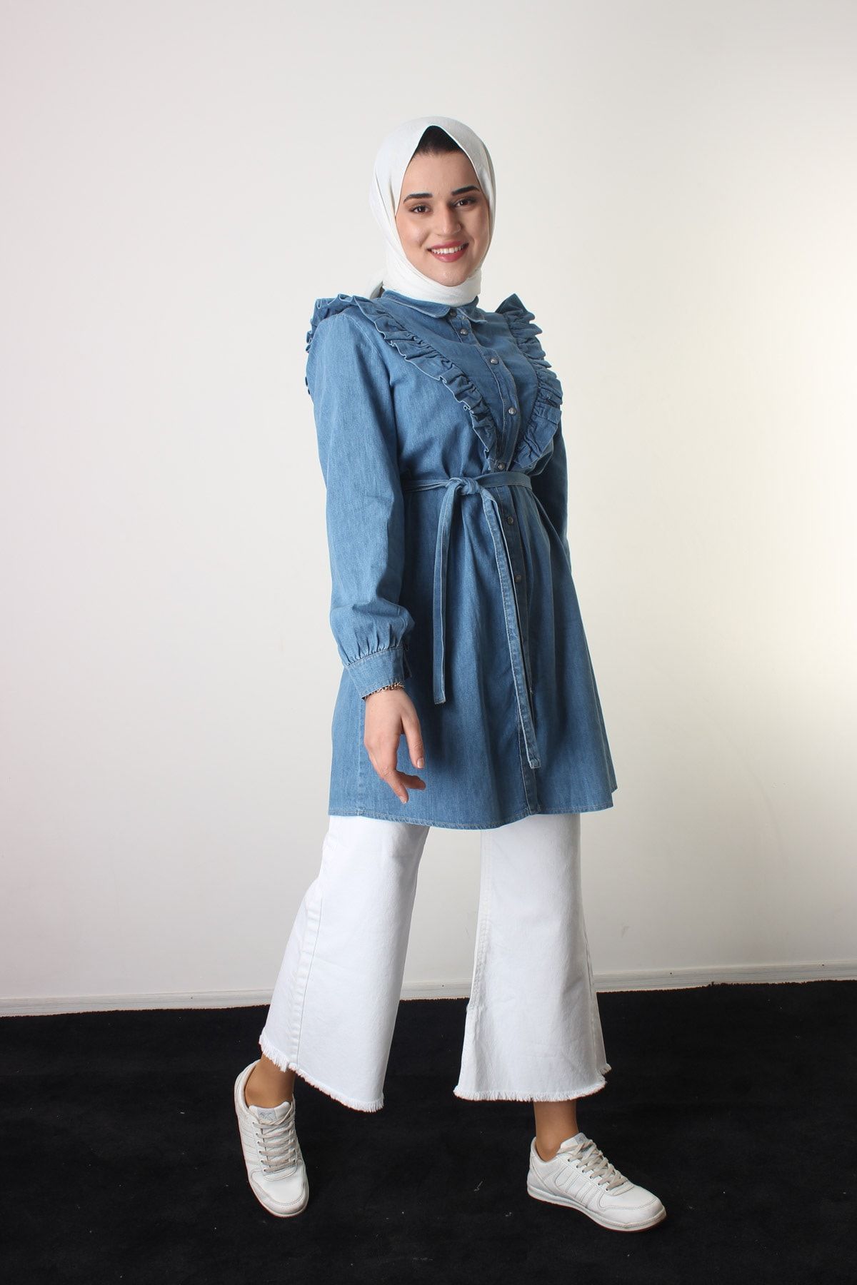 Hilal Moda Kadın Mavi Tesettür Denim Gömlek