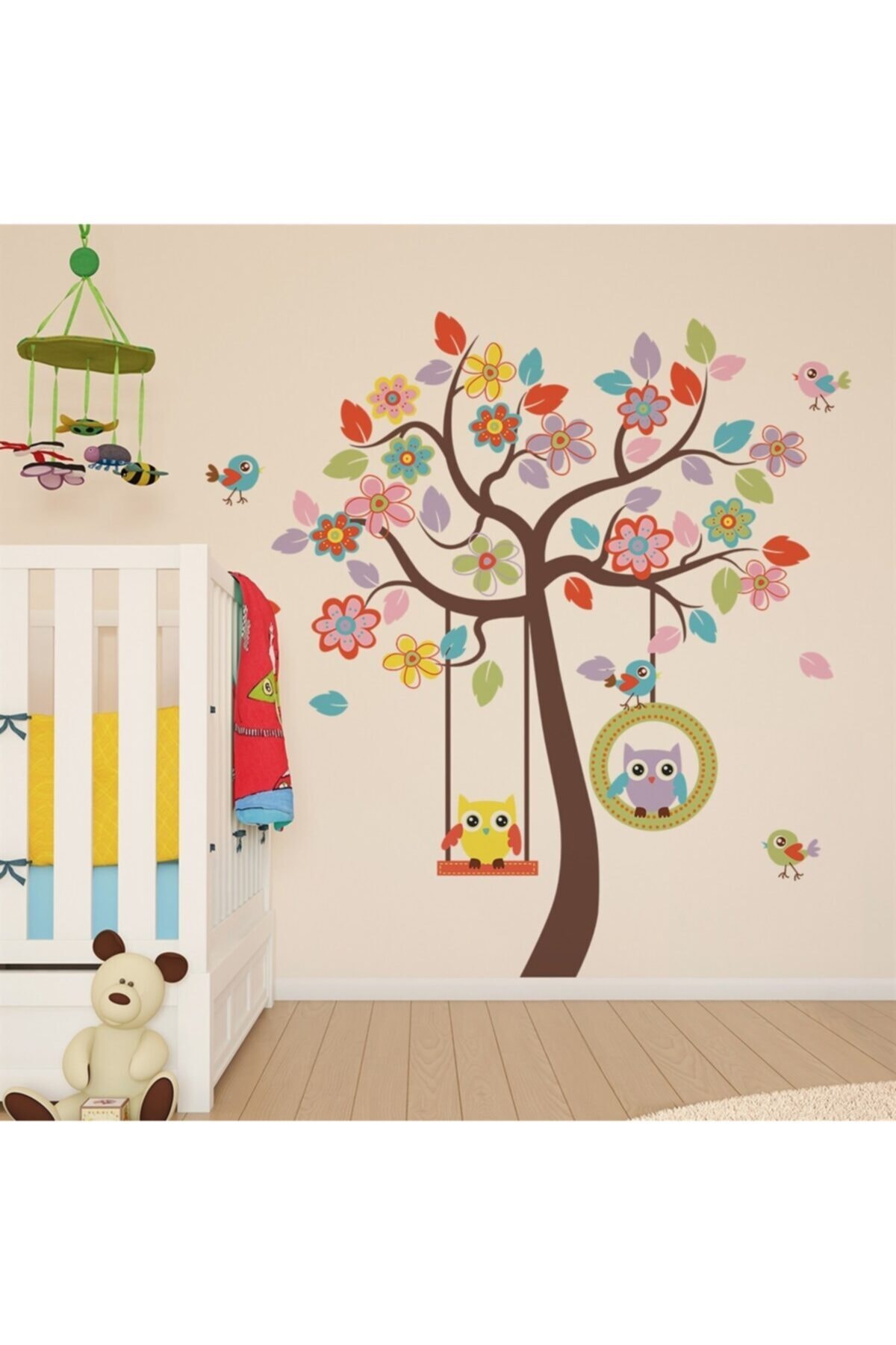 Canvartie Mutlu Ağaç Çocuk Odası Duvar Sticker