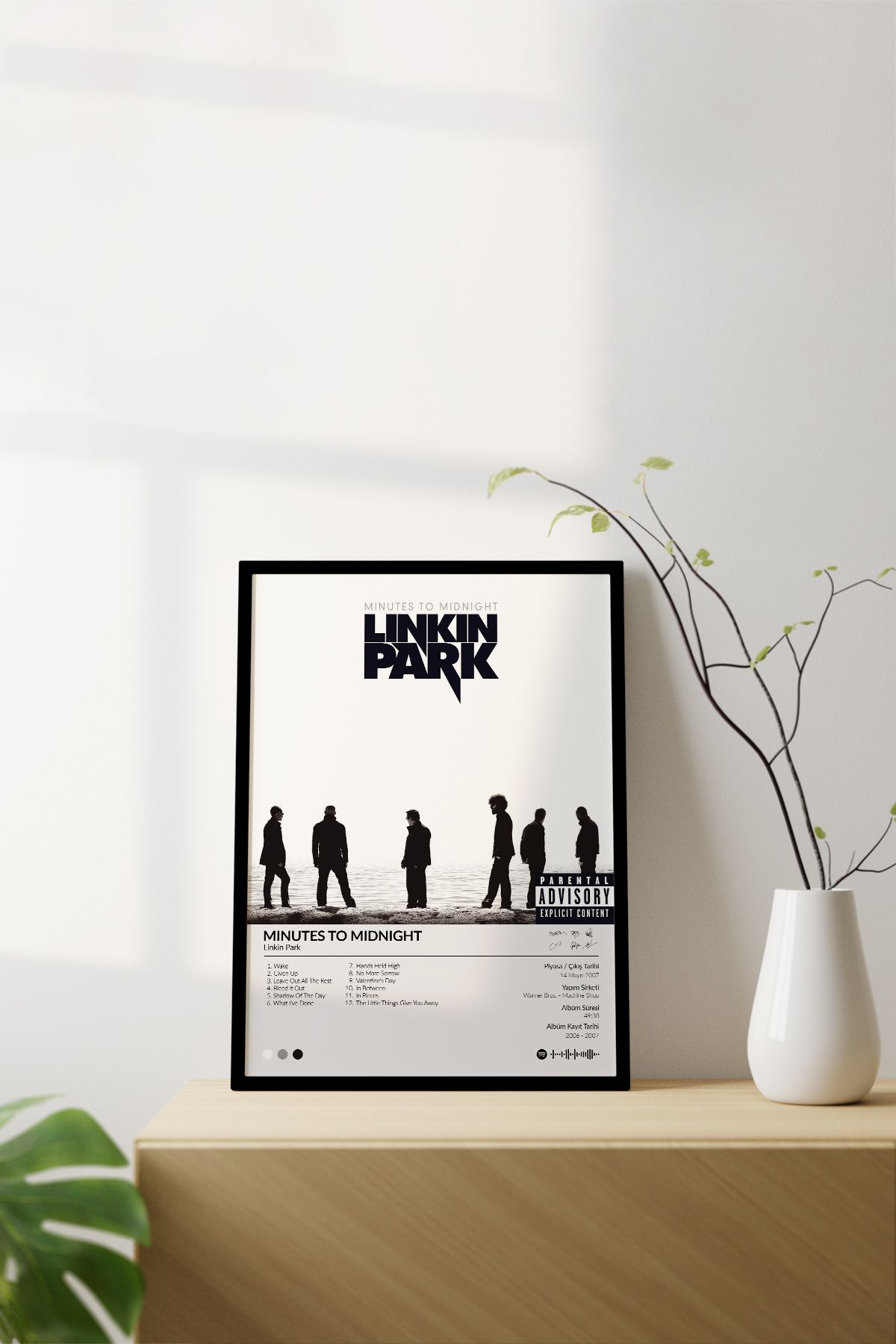 نقاشی پوستر آلبوم بارکد شده Spotify با قاب سیاه آلبوم Linkin Park Minutes To Midnight