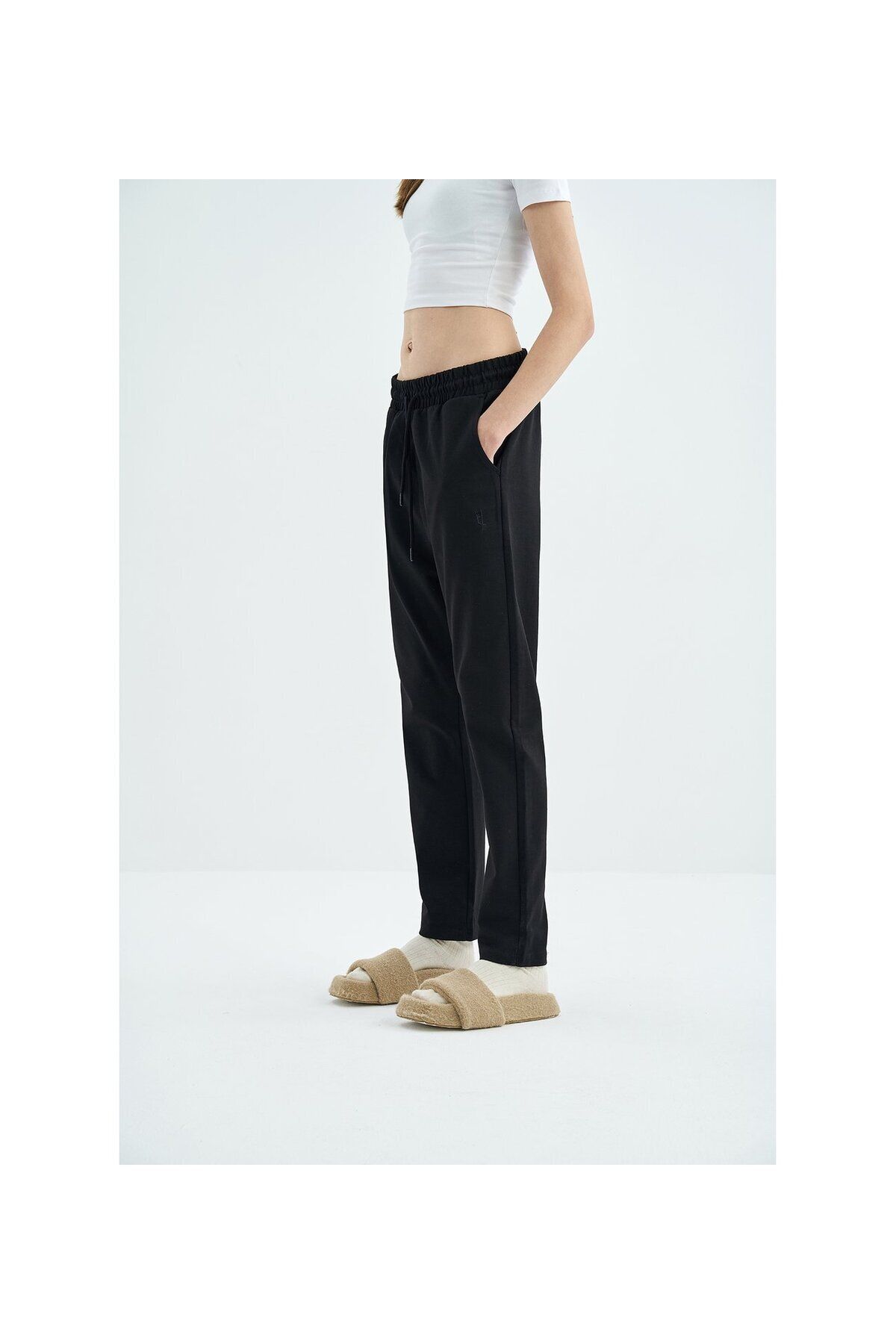 DC FASH ON Sweatpants Straight Legs Trendyol
