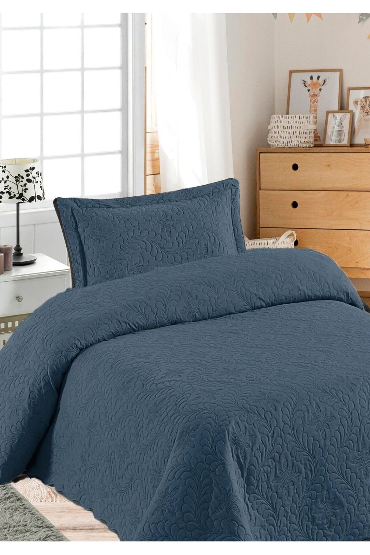 Navy blue quilted bedspread store