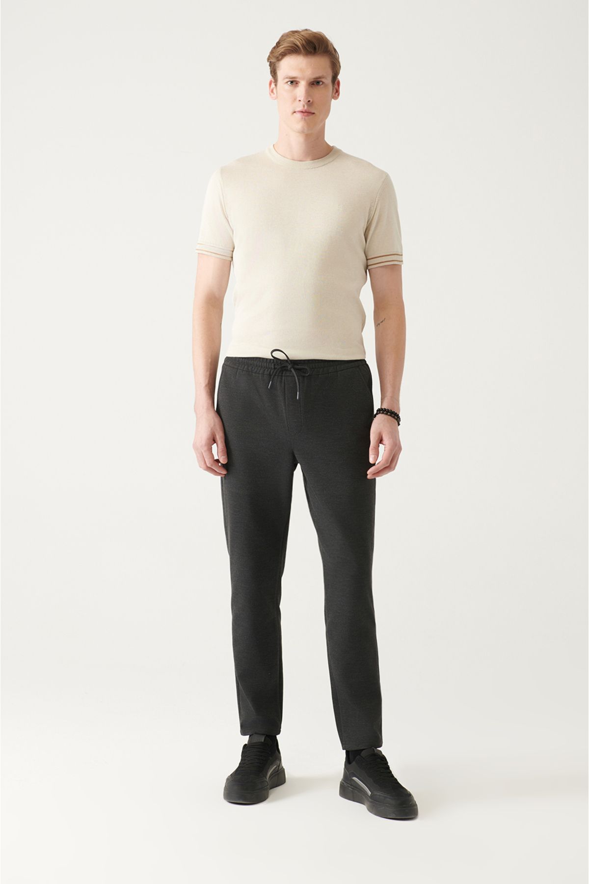 Men's Relaxed Woven Trousers