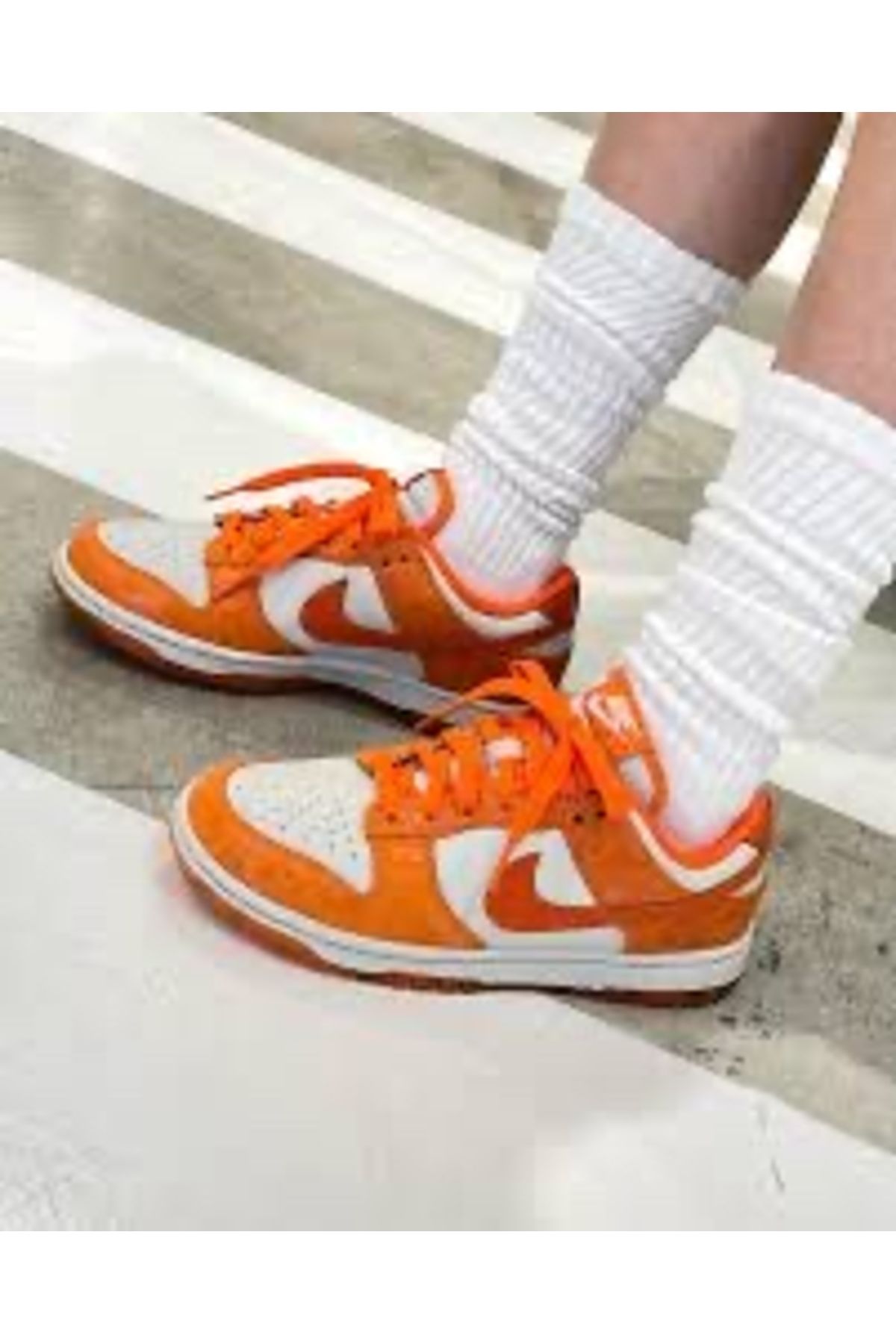 Nike with sales orange heel