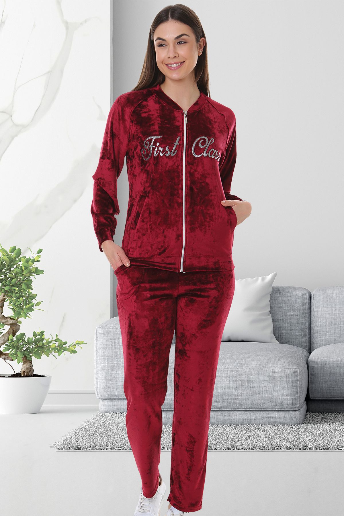 Bella Linda Embroidered Soft Velvet Women s Tracksuit Set Trendyol