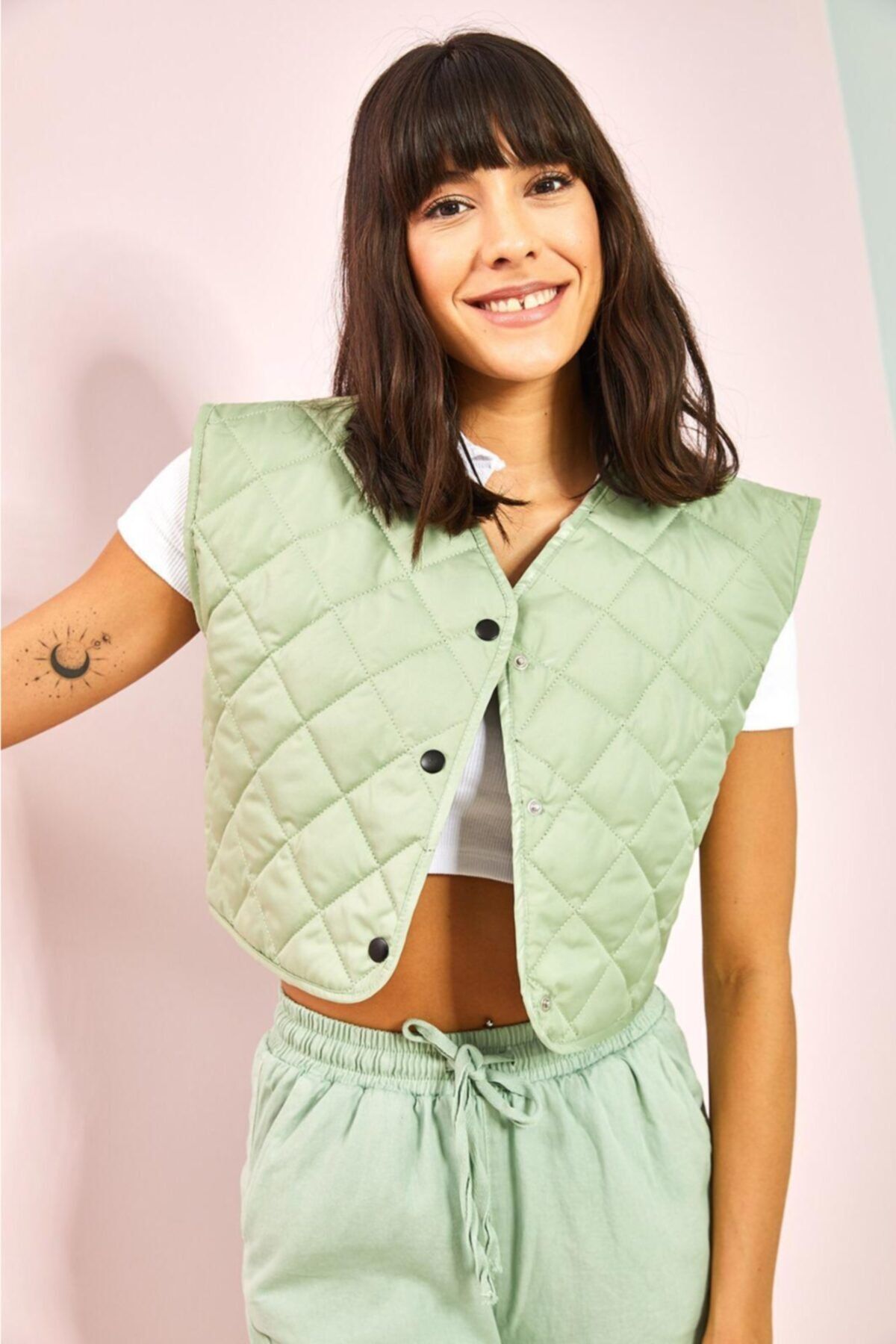 Womens green 2024 quilted vest