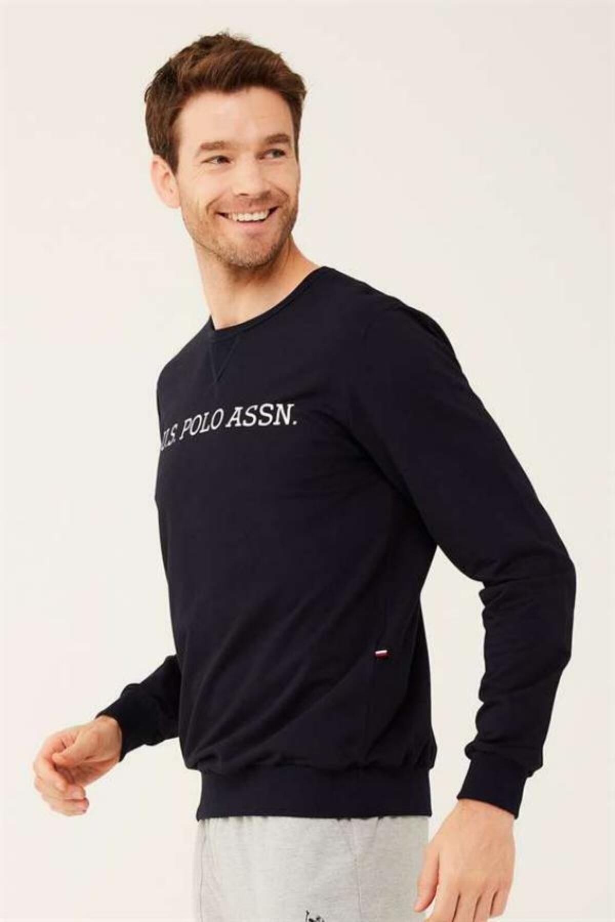 Polo assn sweatshirt discount