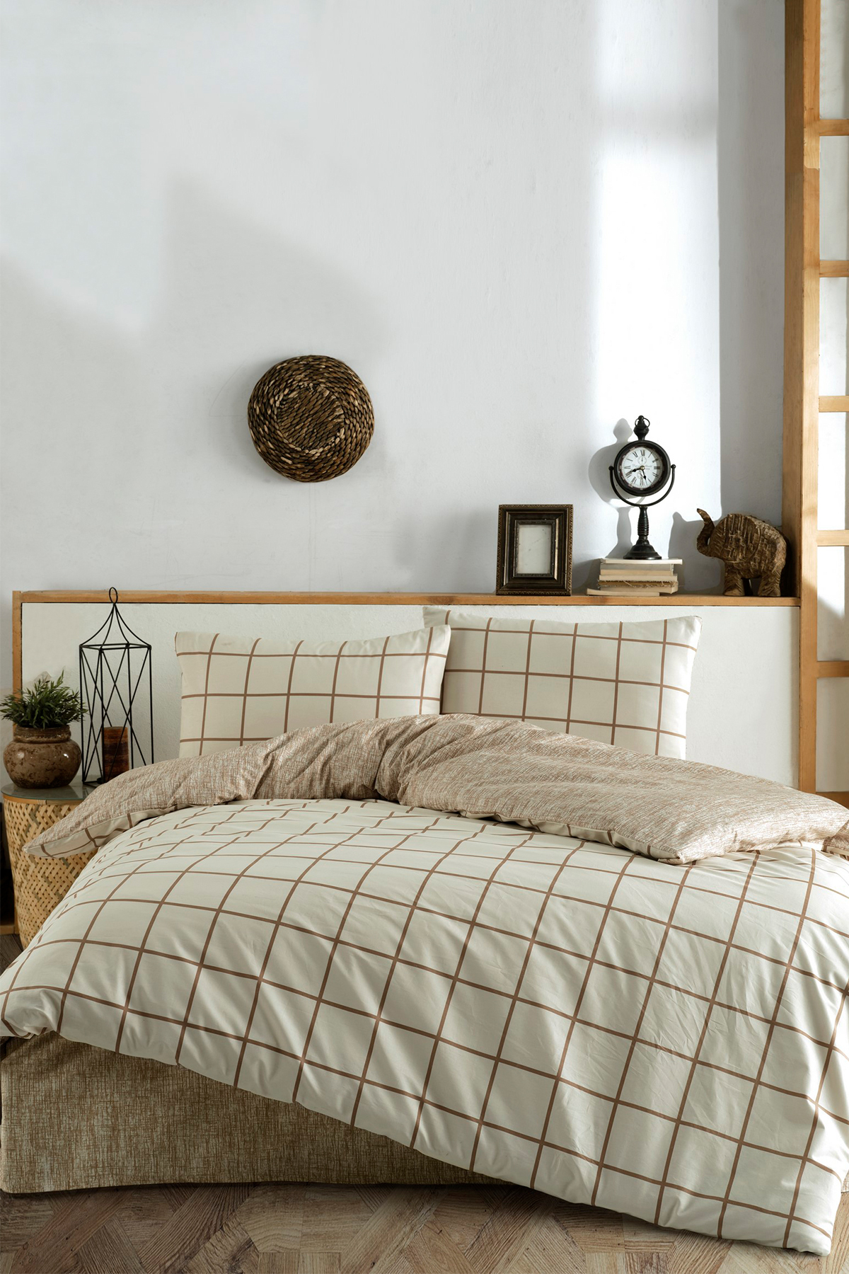 ست روتختی دو نفره با ملحفه کش دار کرم مربعی