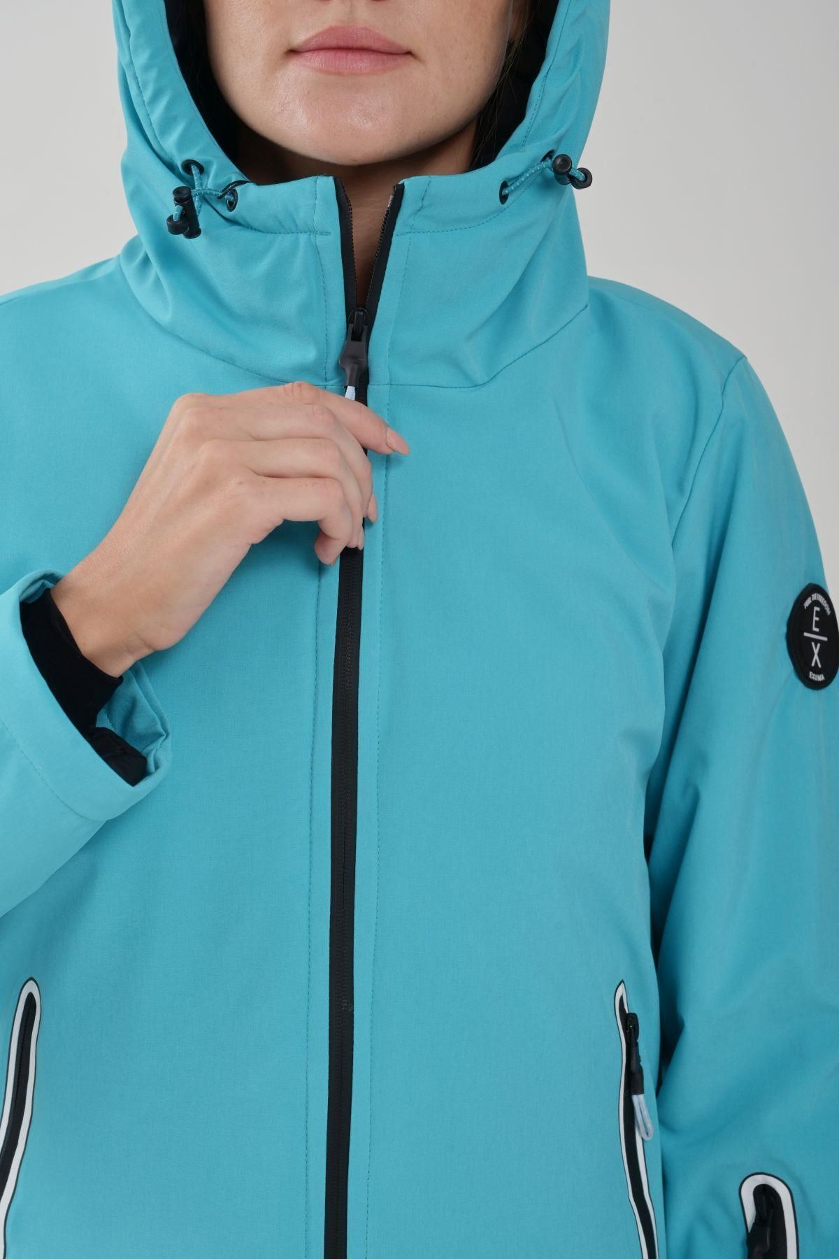 Turquoise 2025 ski jacket