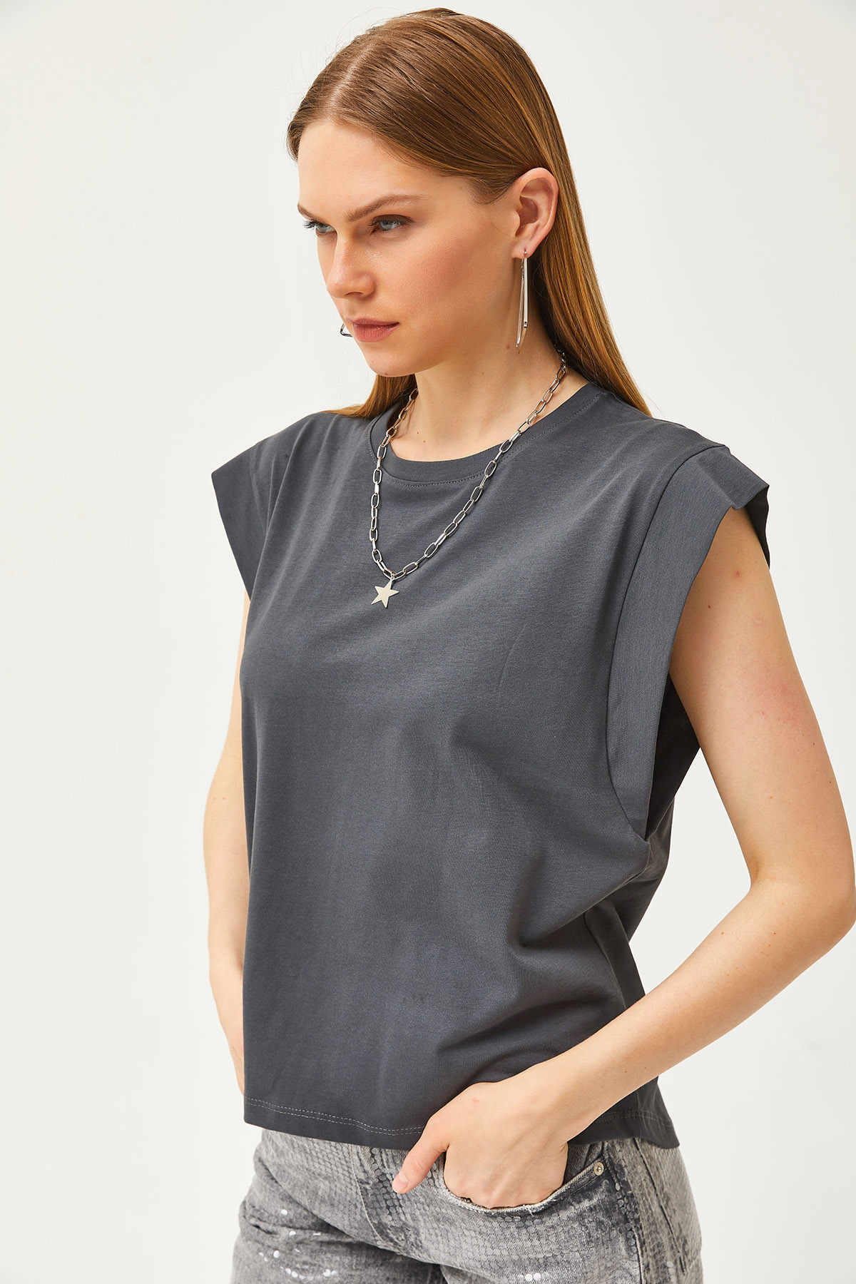 تی شرت خفاشی تکه ای زیر بغل دودی زنانه TSH-19000330