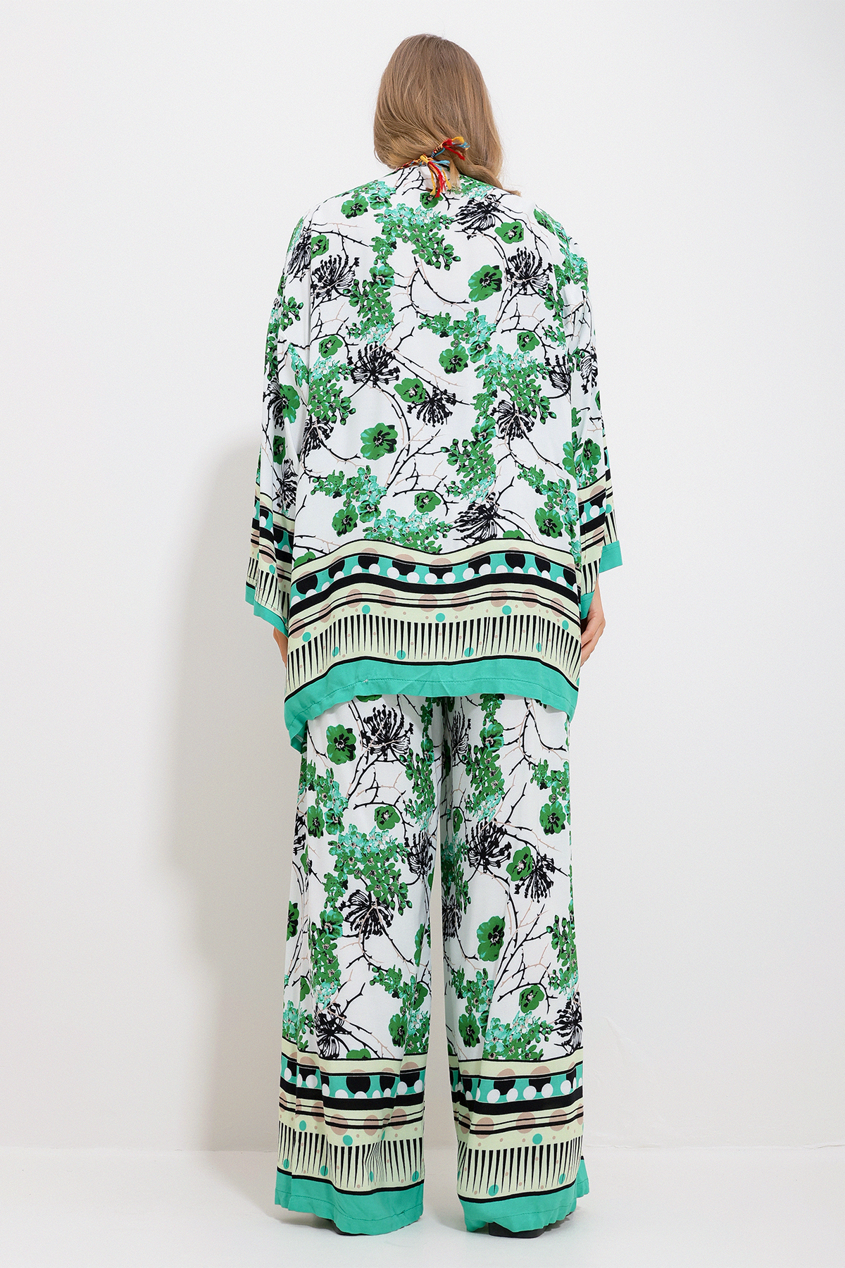کت زنانه سبز-سفید کیمونو و ست شلوار Palazzo Alc-X11751