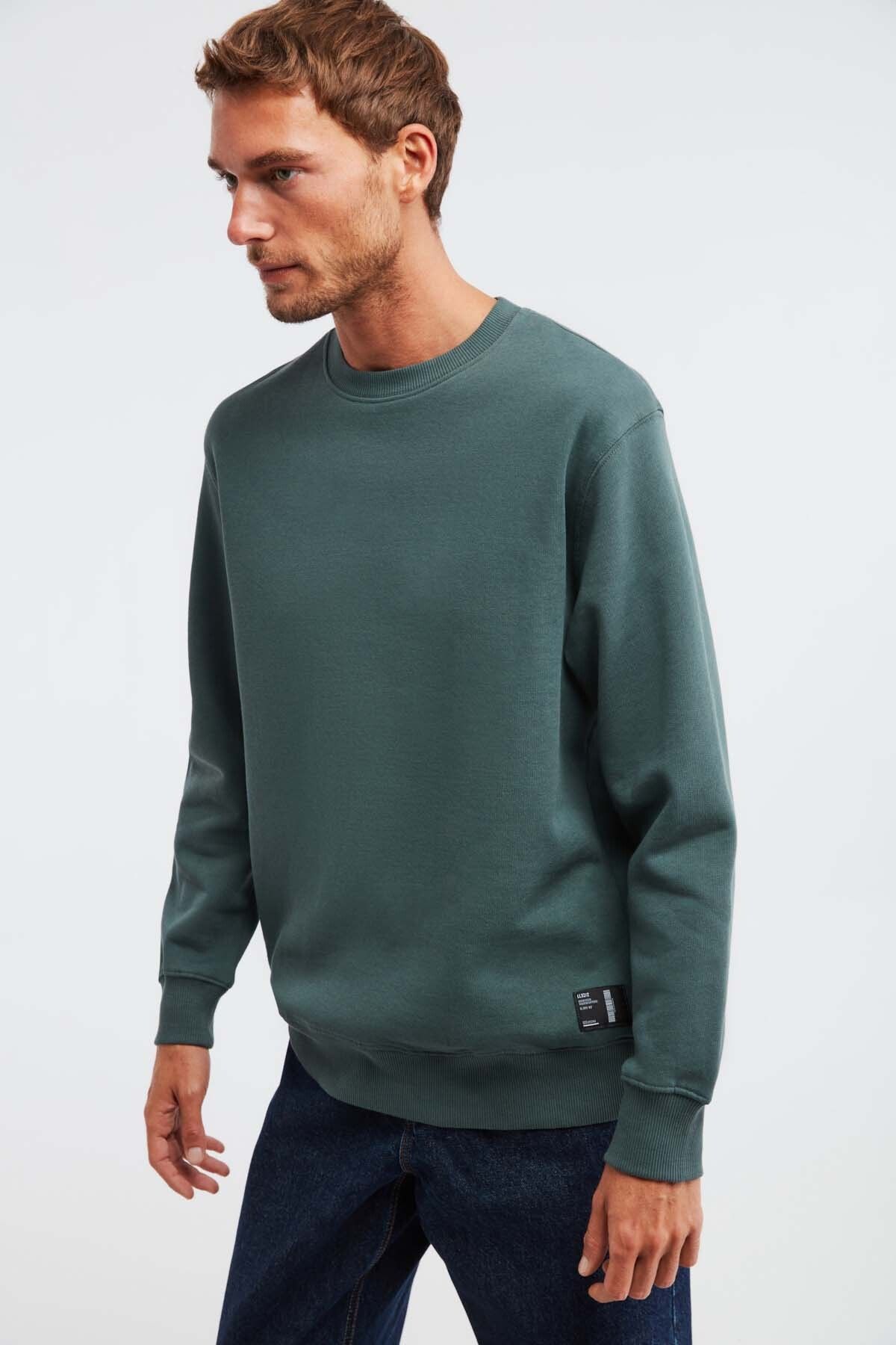 Travis Erkek Yumuşacık Kumaşlı Regular Fit Yuvarlak Yakalı Koyu Yeşil Sweatshirt