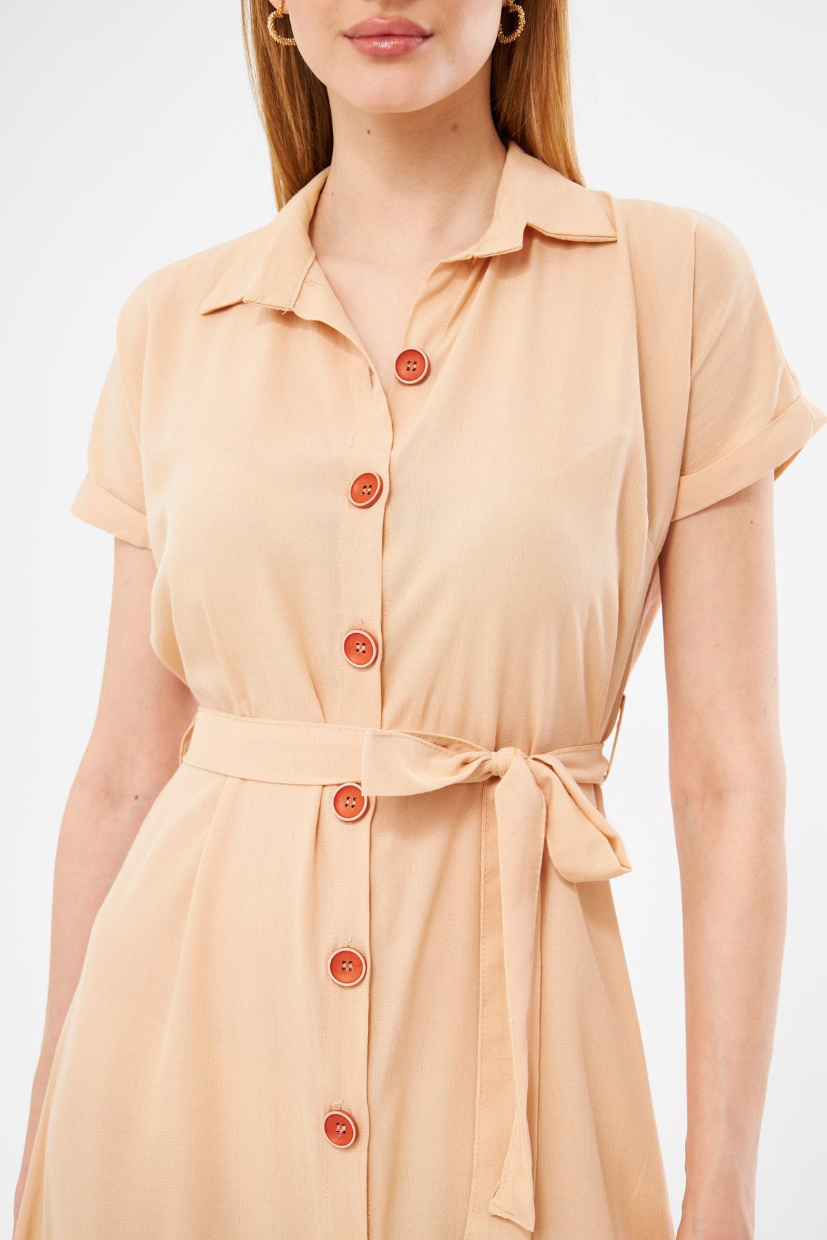Kadın Krem Beli Kemerli Kısa Kol Gömlek Elbise ARM-19Y001068