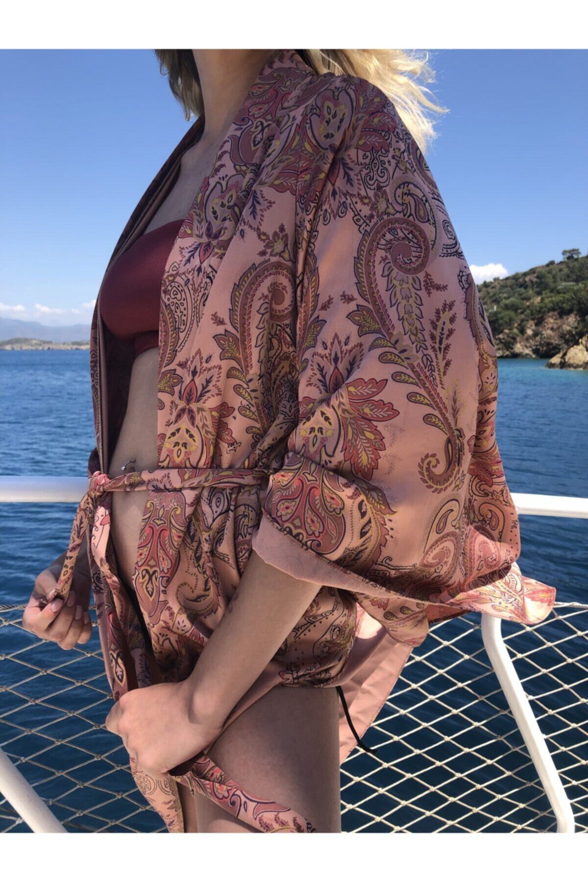 hygge tribal tales Saten Bohem Kimono