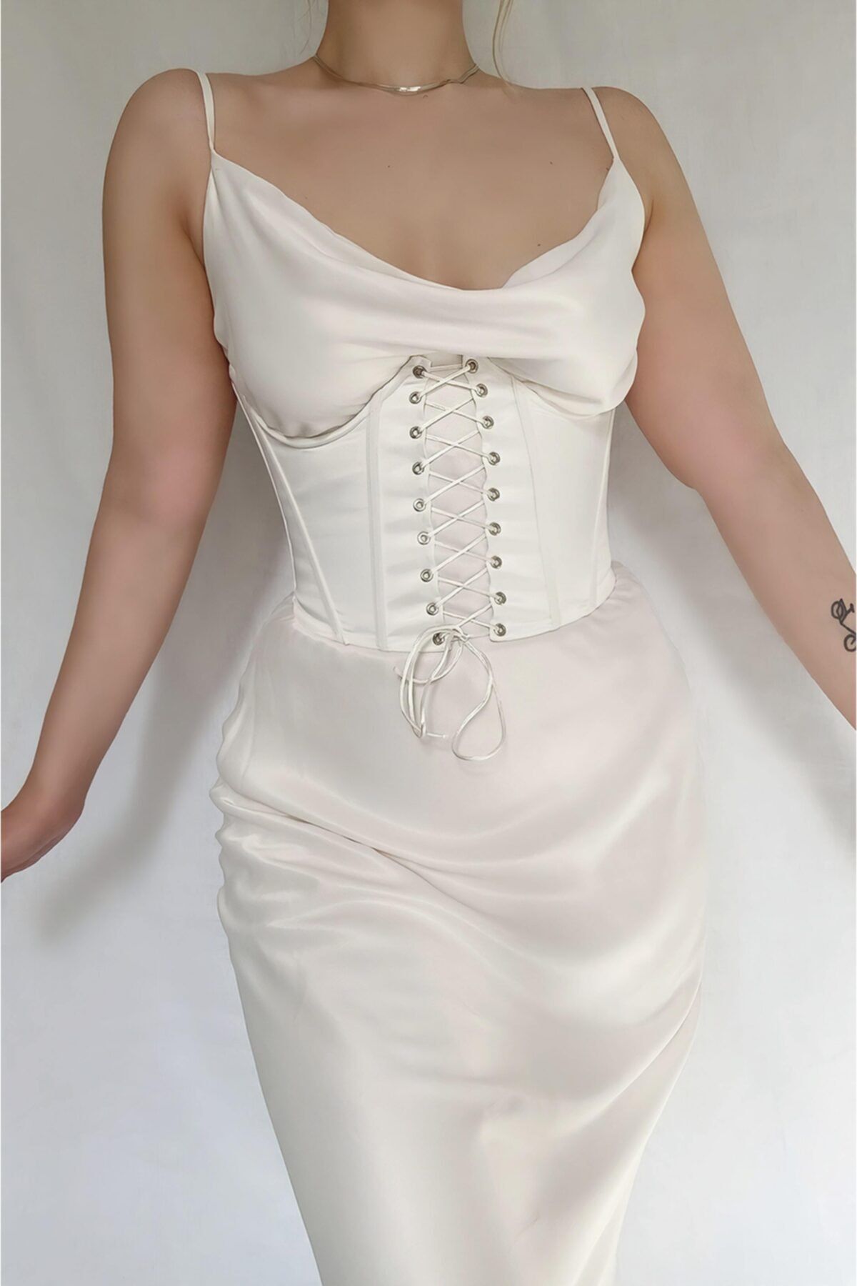 La Sommossa Beyaz Vintage Korse