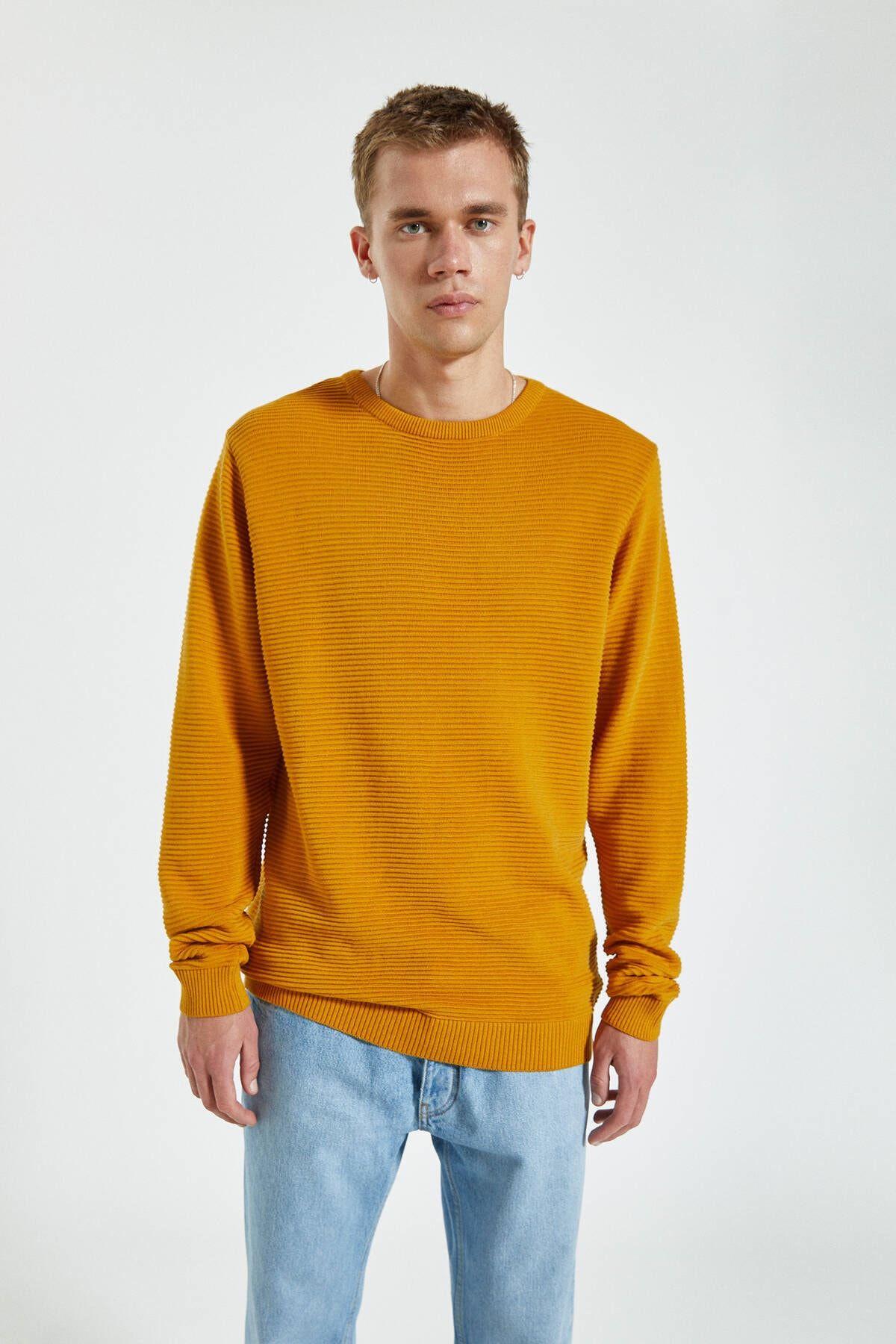 Sari Pull Bear Erkek Kazak Hirka Modelleri Fiyatlari Trendyol