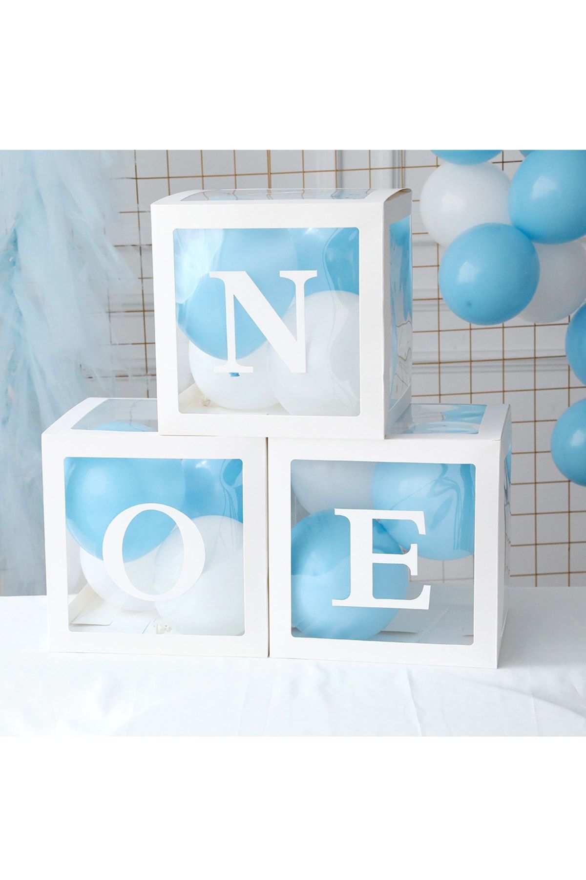 جعبه بادکنک شفاف یک حرفی سفید 25x25 سانتی متر