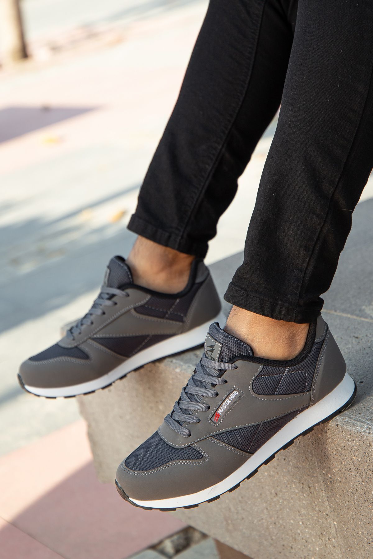 کفش ورزشی اسپرت کتانی بنددار دودی مردانه راحت با دوام راحت و سبک وزن