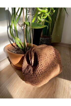 Chocolate Raffia Handbag (Çikolata Rafya El Çantası) Image 0