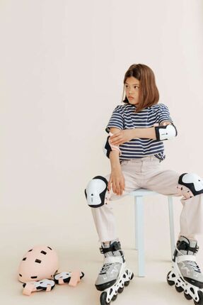 4 Kademeli Ayarlanabilir Çocuk Paten Siyah Gri Image 5