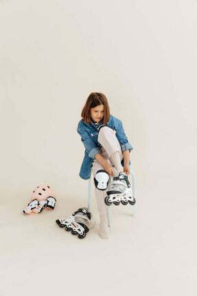 4 Kademeli Ayarlanabilir Çocuk Paten Siyah Gri Image 7