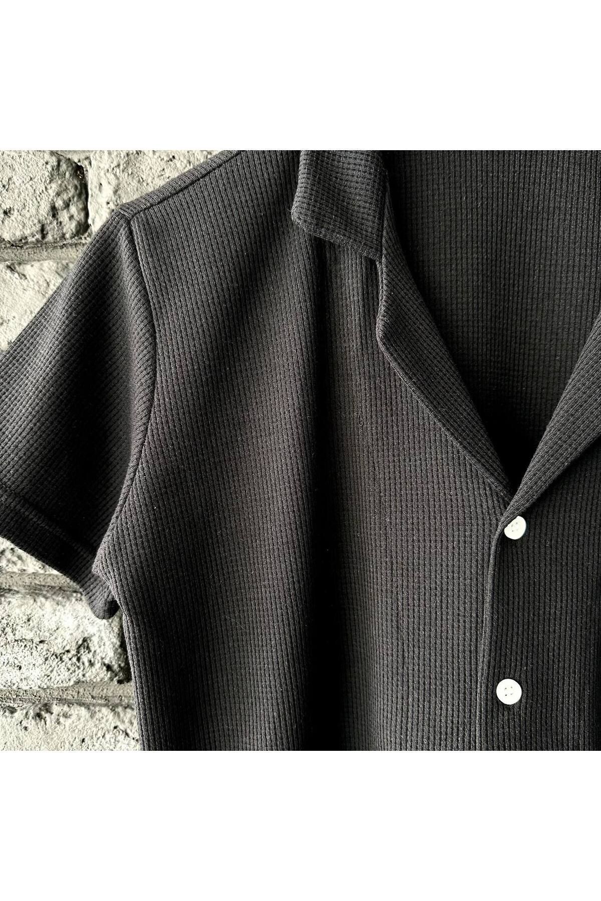 ست پیراهن آستین کوتاه پارچه وافل مشکی و شلوارک