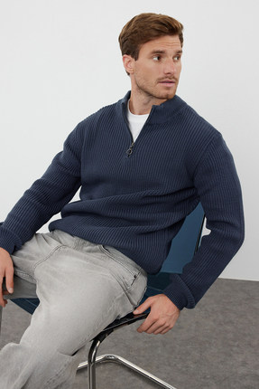 Indigo Casual Regular Yarım Balıkçı Yaka Düz Triko Kazak TMNAW22KZ1908 Image 0