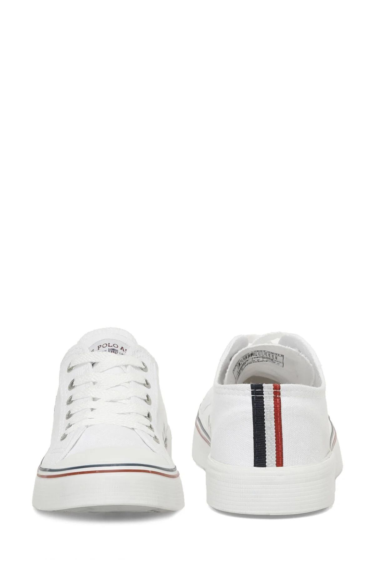 پایه. پولو اسن. کفش کتانی زنانه