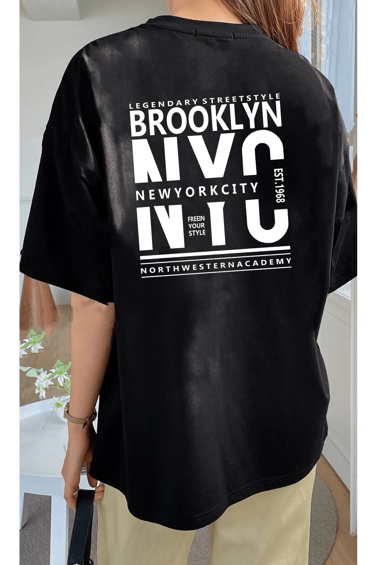 تی شرت Unisex Brooklyn Casual Fit اورسایز