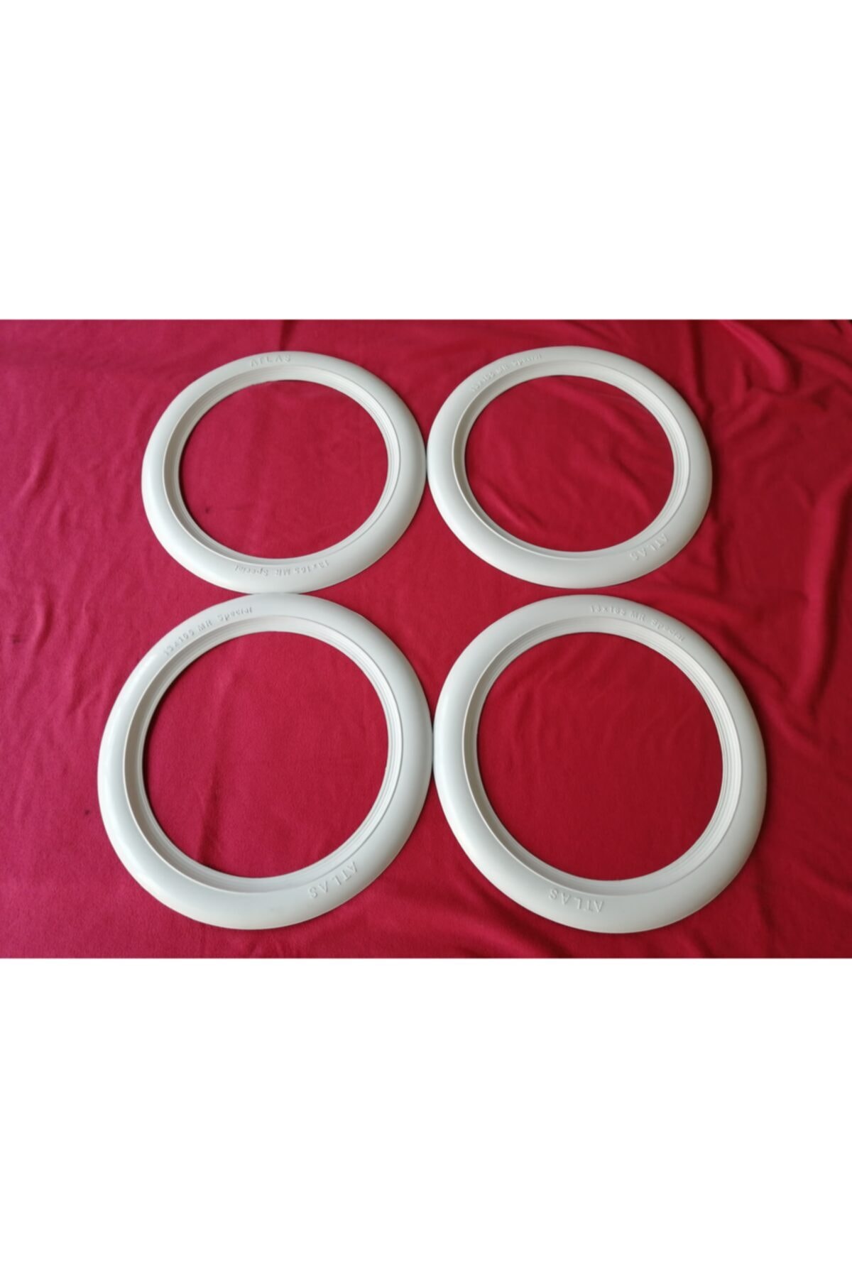 AKBAŞ OTO 124 Atlas Kalın Beyaz Lastik Yanağı 13 Jant (1 Takım 4 Adet)