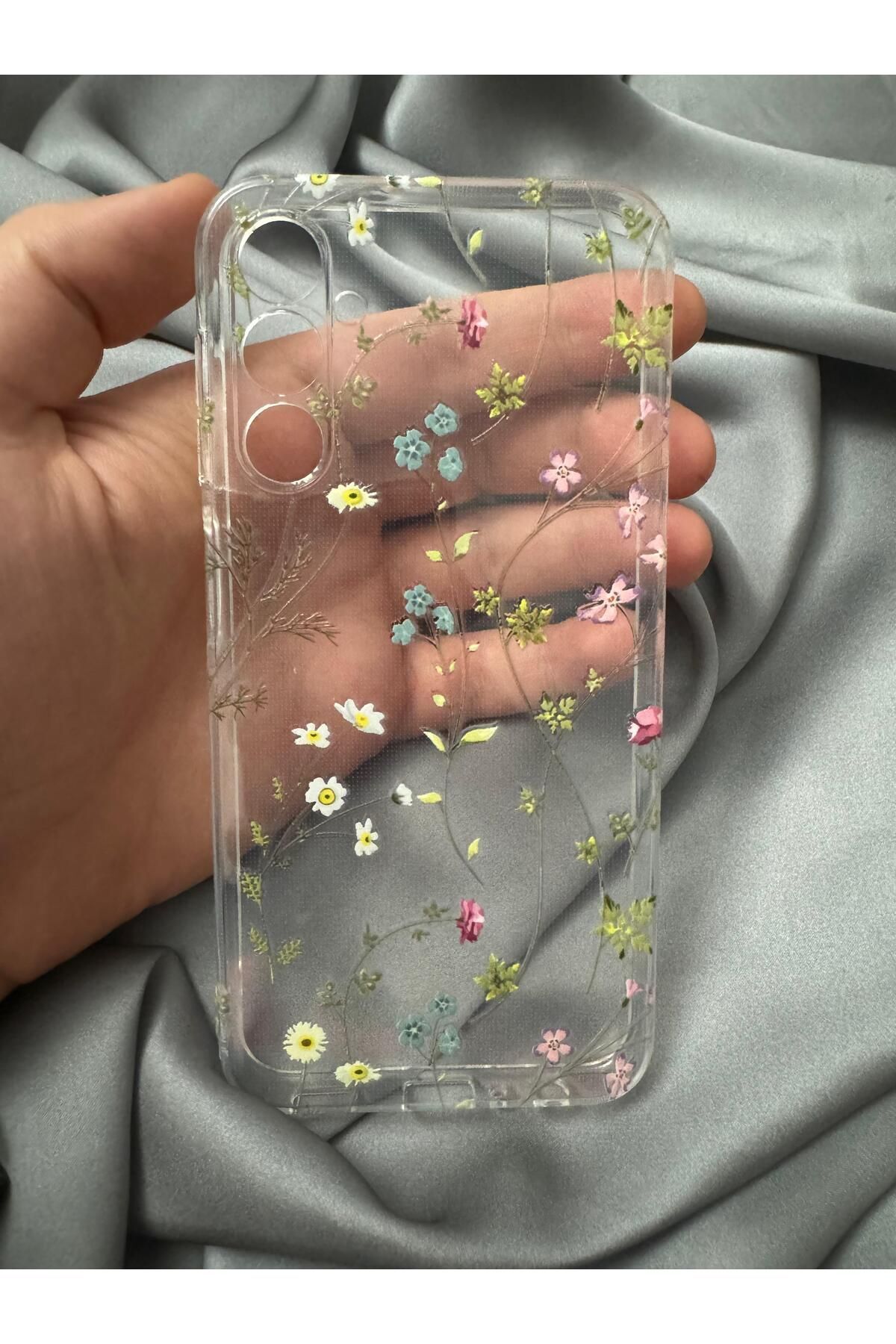 قاب شفاف پریمیوم چاپ شده با طراحی سازگار A35