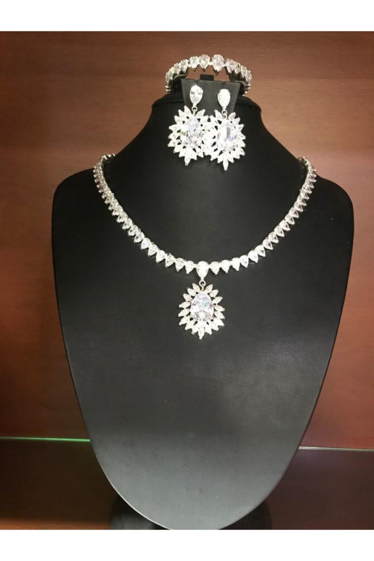 Hoşbirader Gelin Zirkon Taşlı Takım Kolye Küpe Bilelik Şık Model