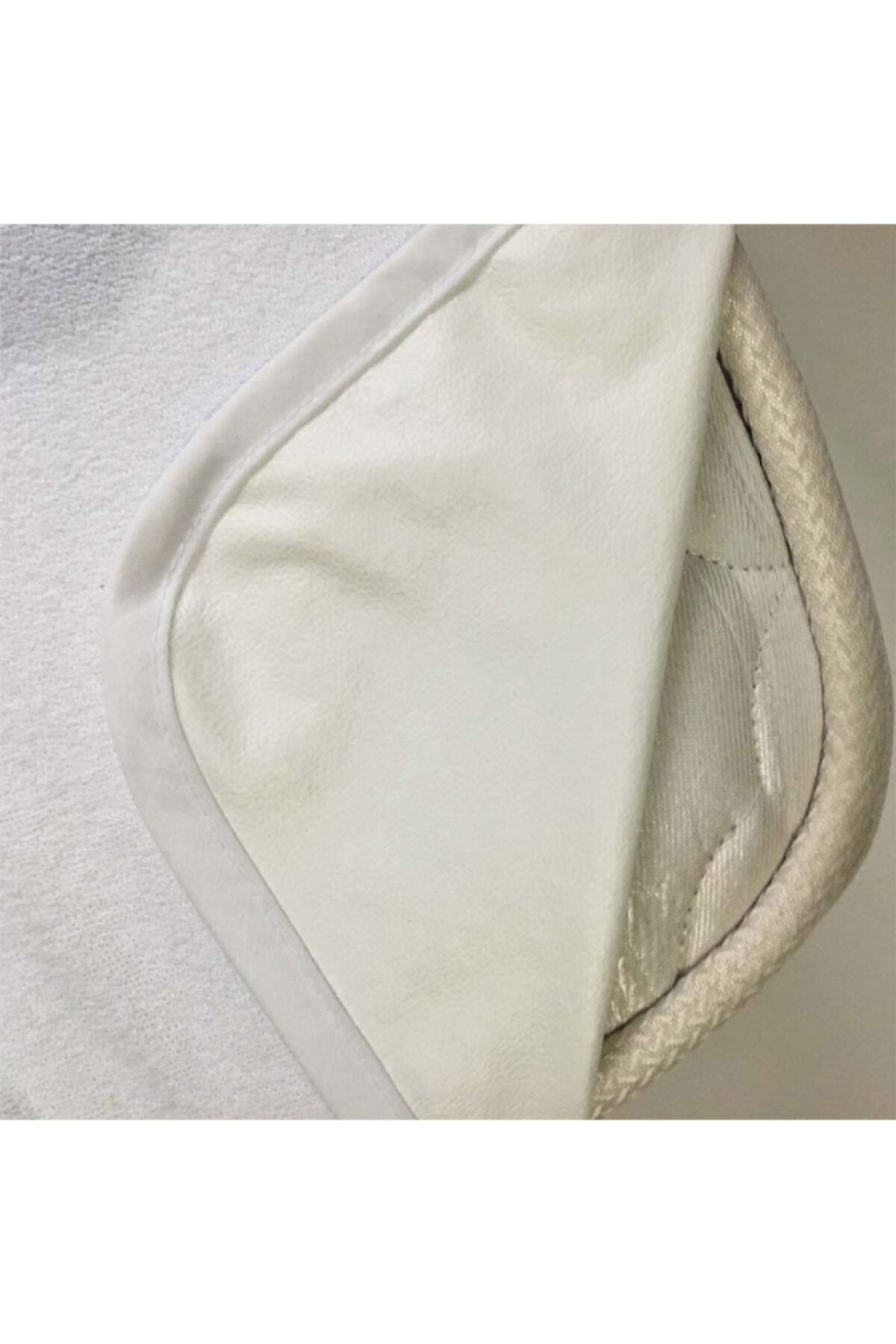 Yavuz Tekstil Çift Kişilik Lastikli Pamuklu Sıvı Geçirmez Yatak Koruyucu 160 X 200 Cm
