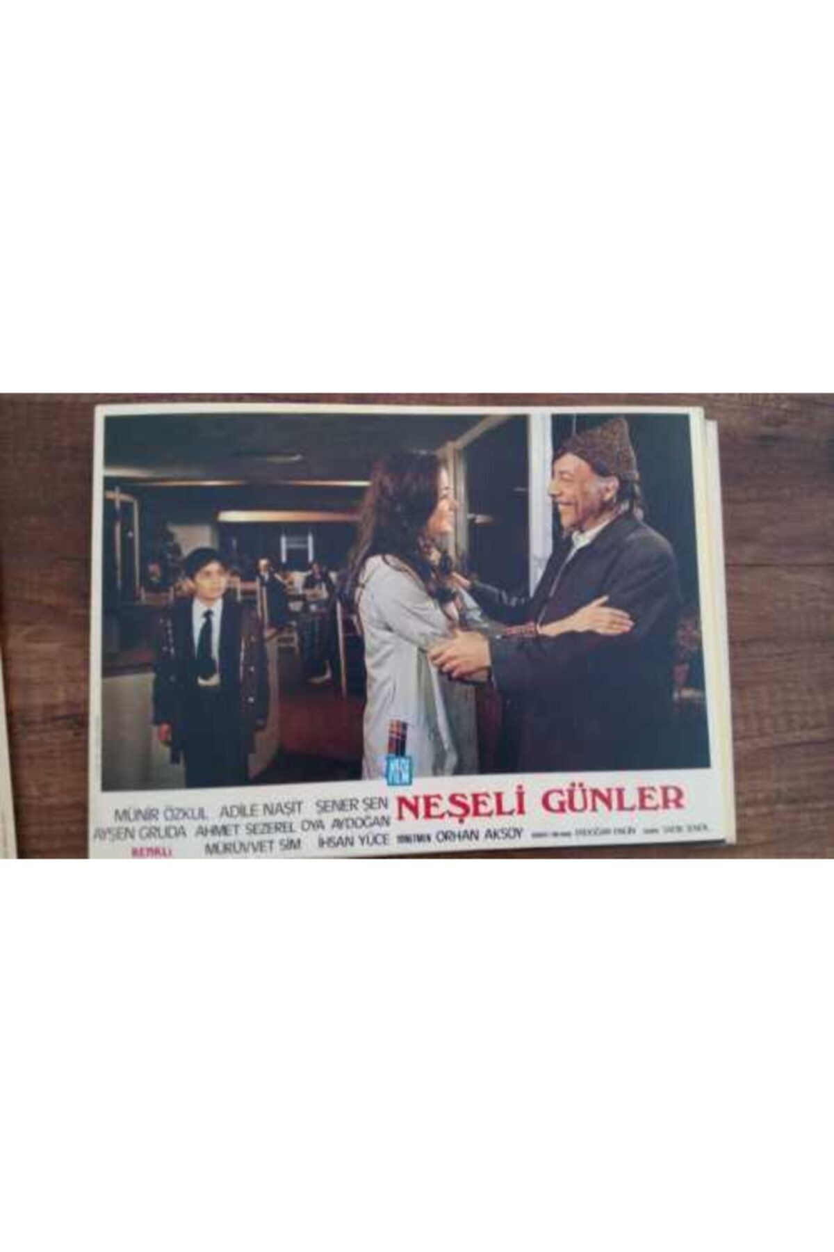 Mahfuz Neşeli Günler