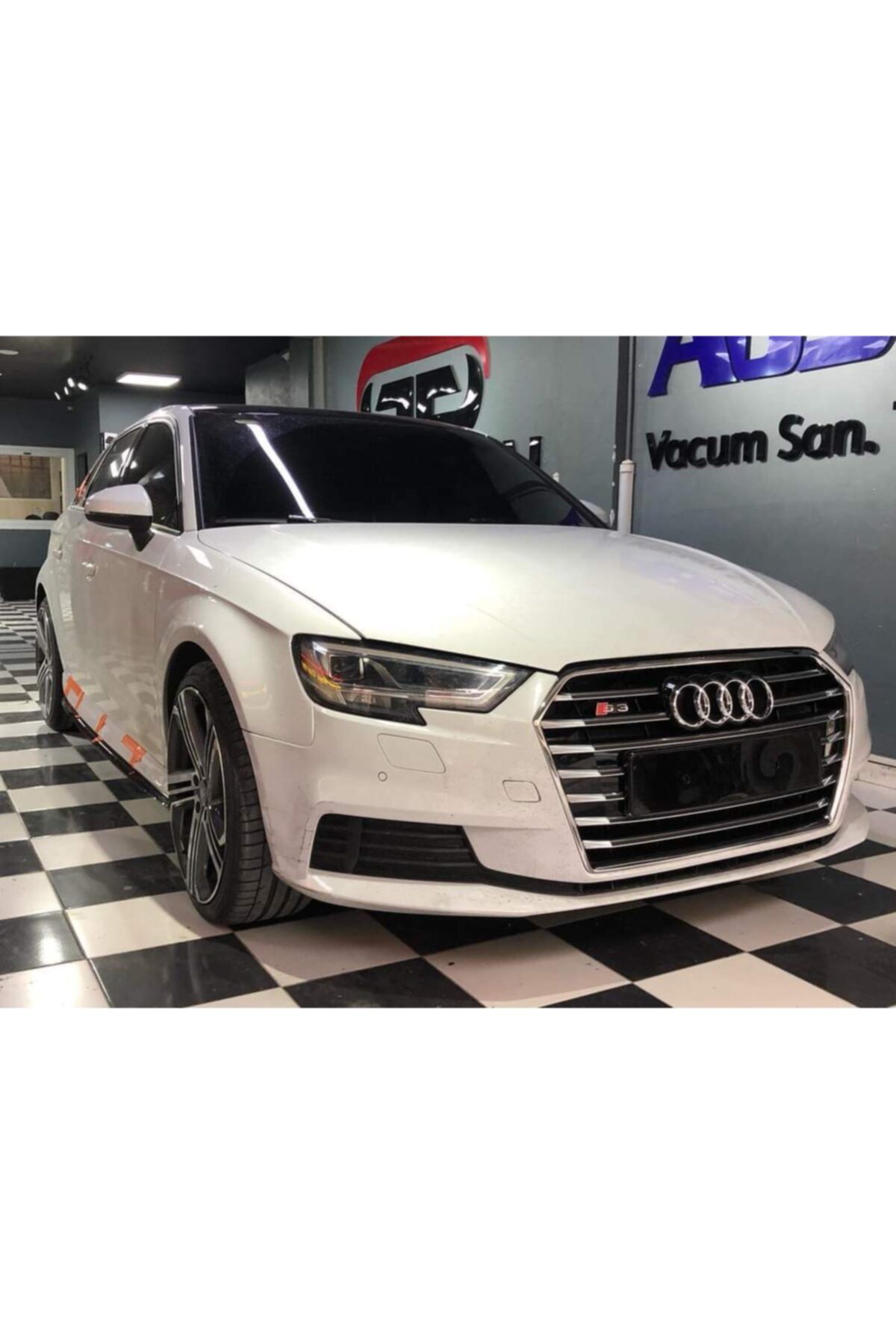 SM Auto Audi A3 Hb Yan Marşpiyel+lip (plastik) Boyasız