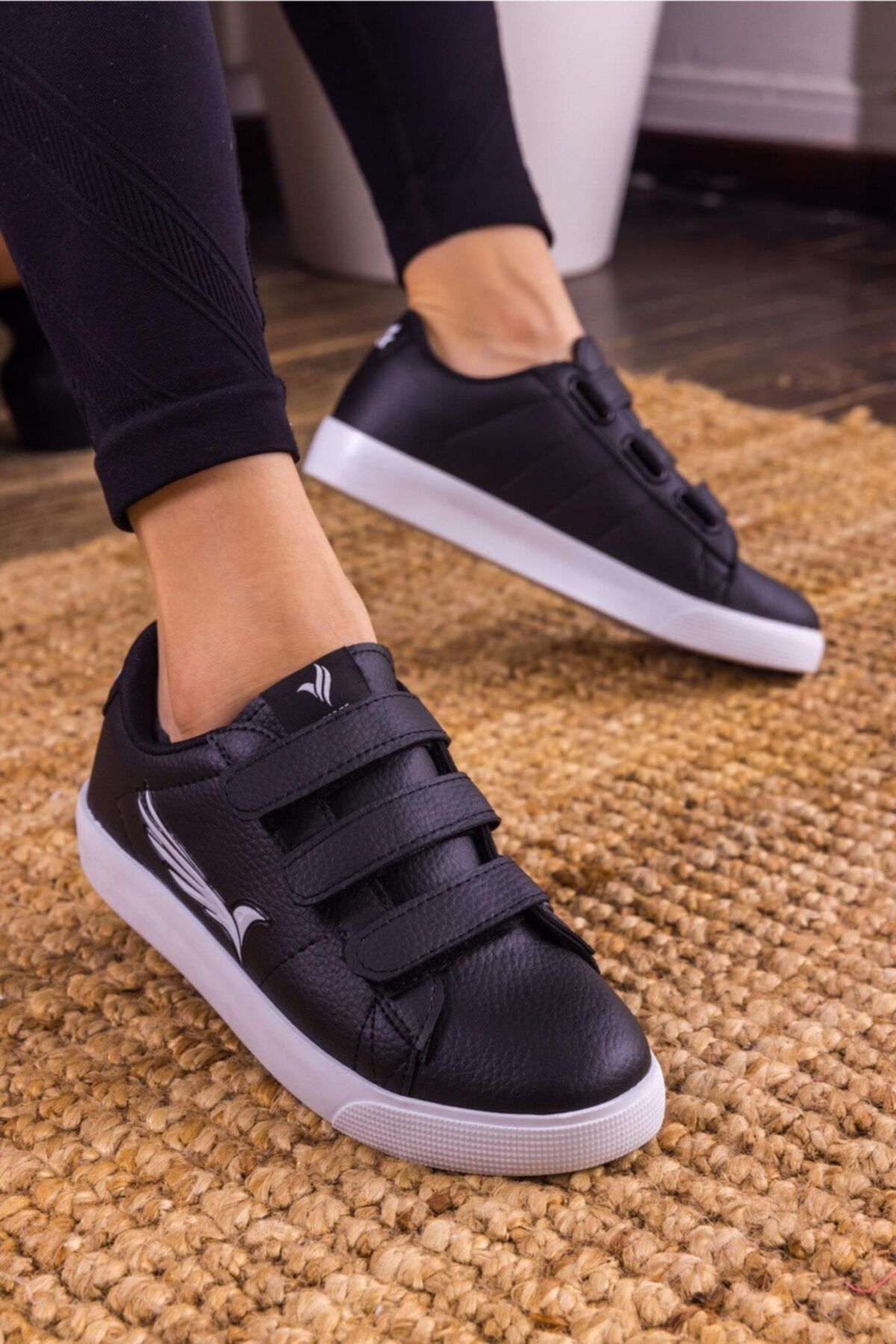 George Phoenix Stranger Hook Siyah Beyaz Unisex Sneaker