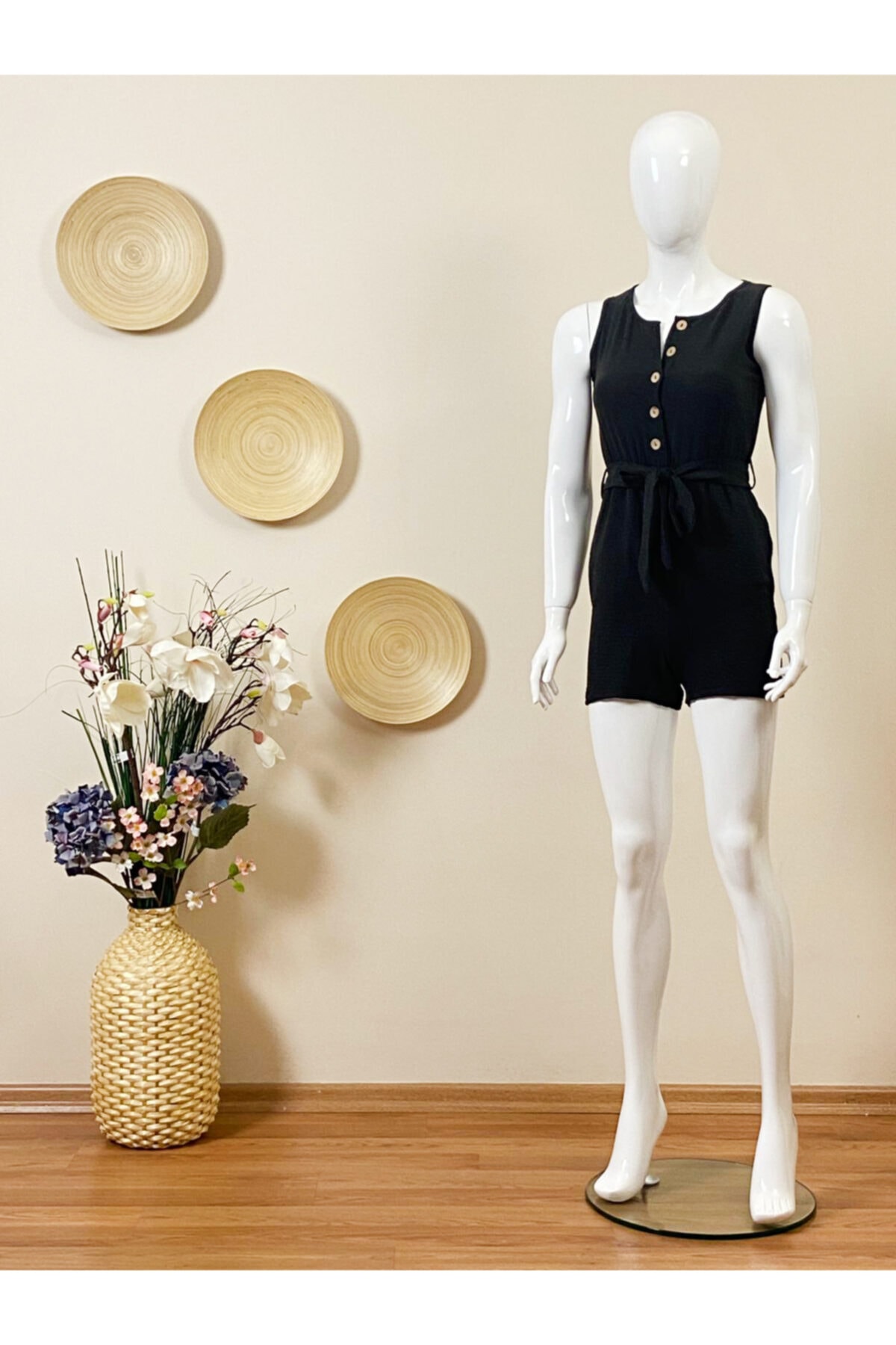 Vero Ninco Kadın Kolsuz Ayrobin Kısa Tulum