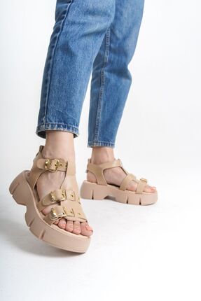 Novia Bej Kalın Tabanlı Bilekten Bantlı Gold Toka Detaylı 5 Cm Topuklu Comfort Kadın Sandalet Image 0