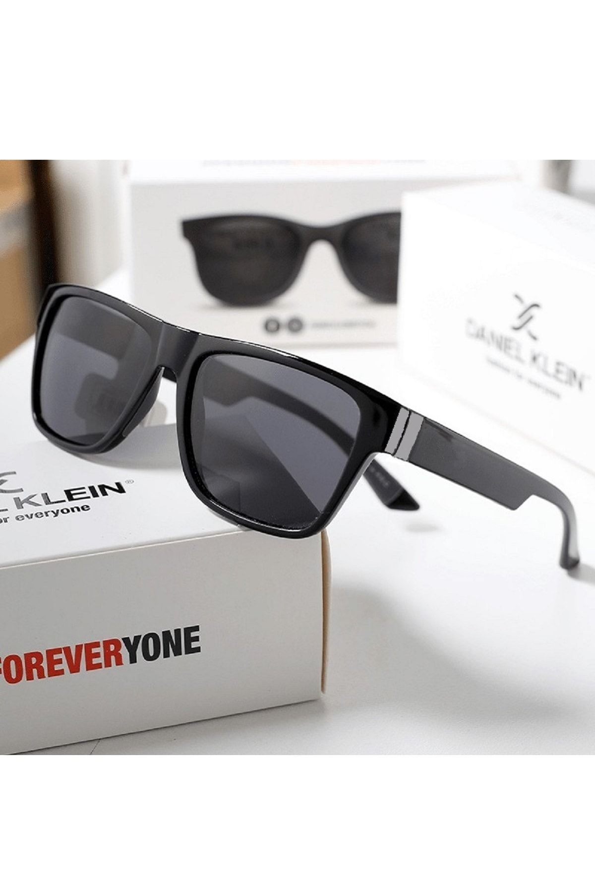 Daniel Klein Kare Model Polarize Camlı Erkek Güneş Gözlüğü