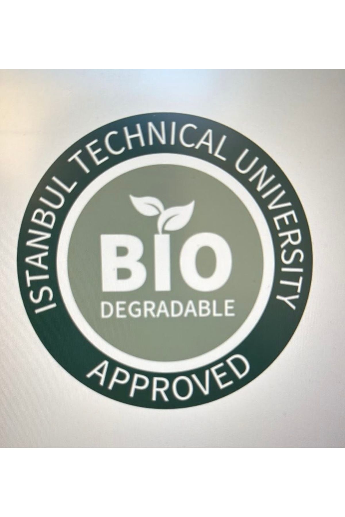 اسپری تمیز کننده کفش ورزشی سفید و رنگی 500 میلی لیتر