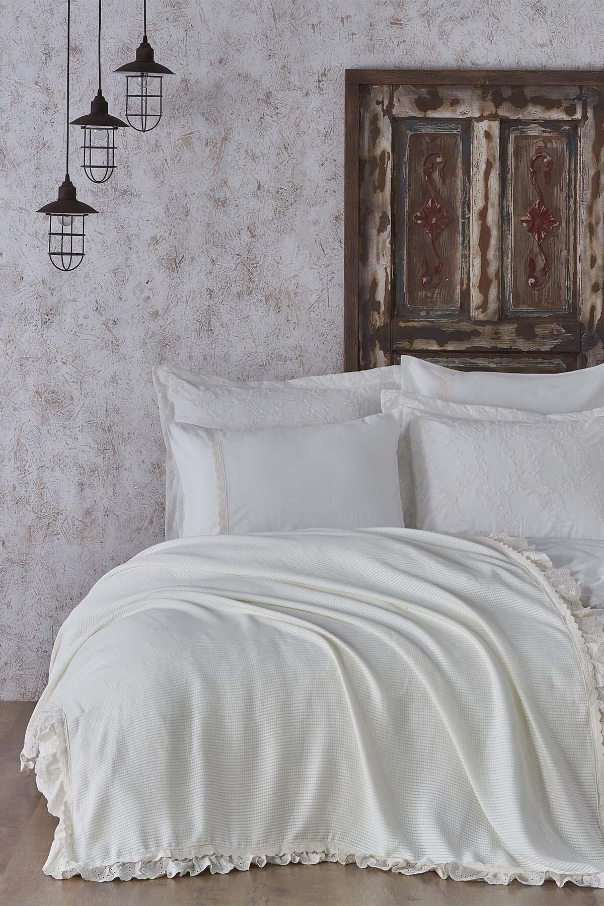 Ecocotton Organik Pamuk Jakarlı Çift Kişilik Pike Seti - Alessa Krem