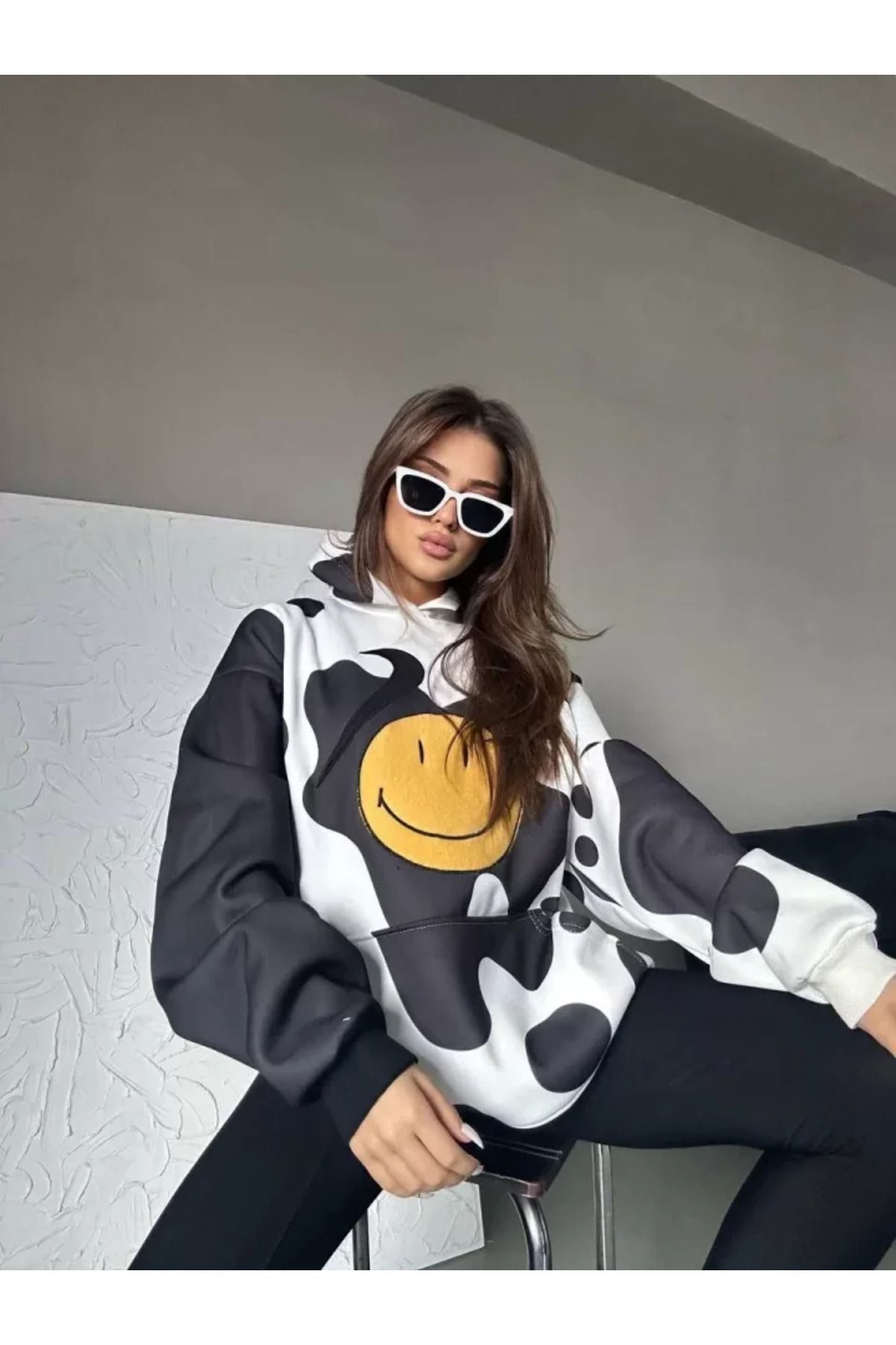 Smiley Face Kapüşonlu Sweatshirt - Siyah